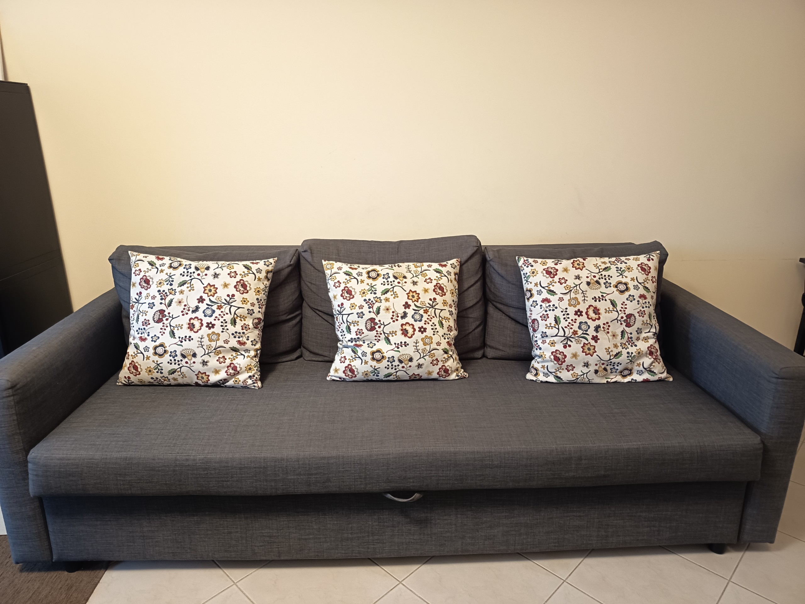 Seller photo