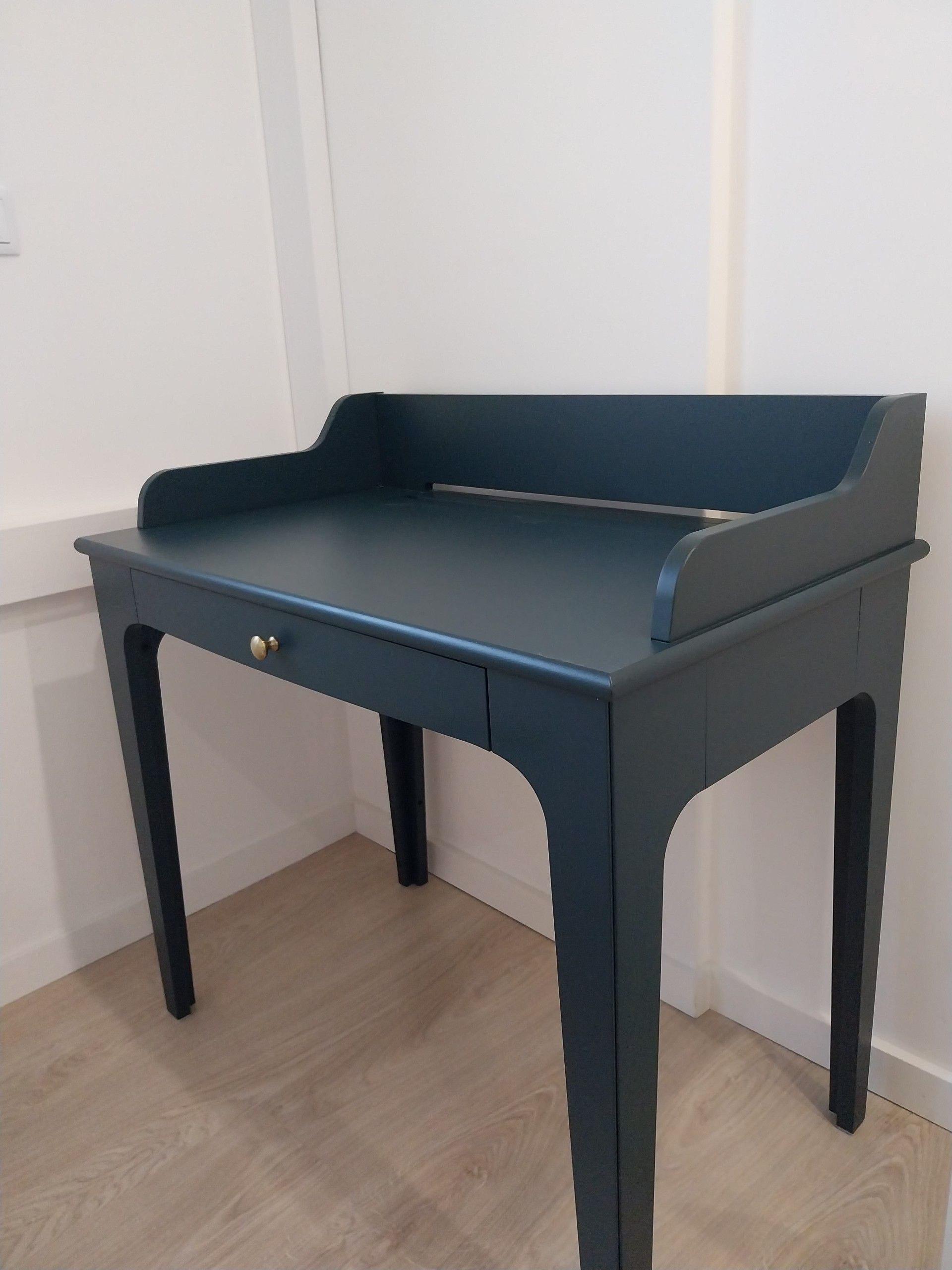 Seller photo