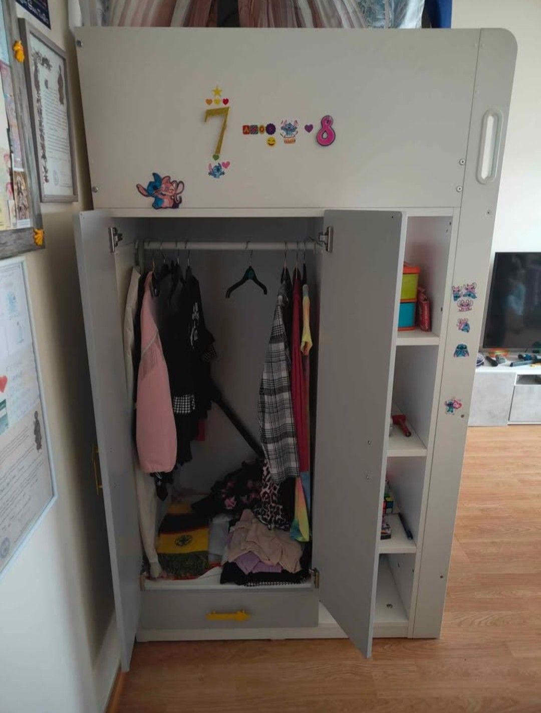 Seller photo