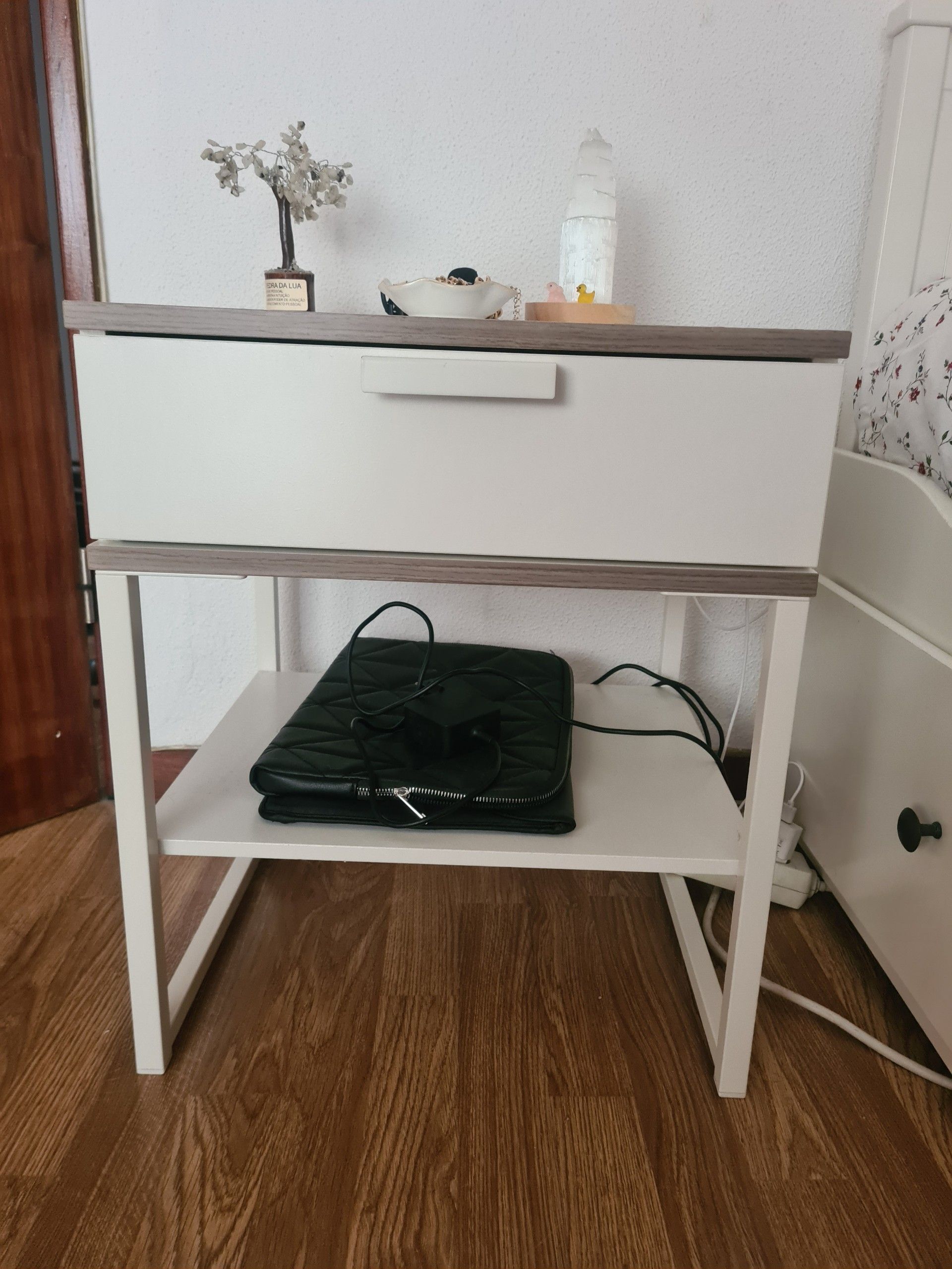 Seller photo