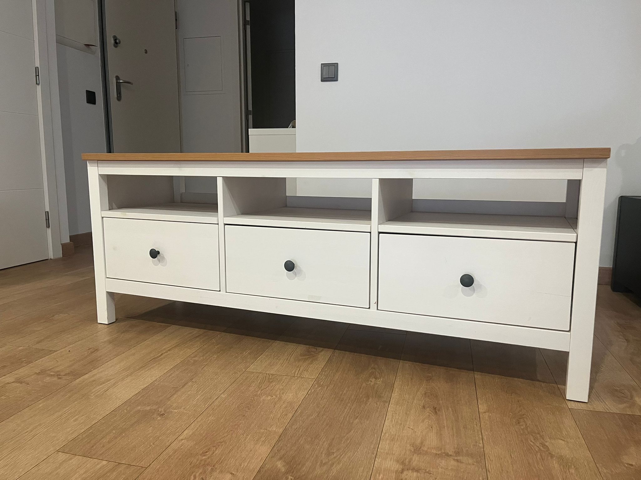Seller photo