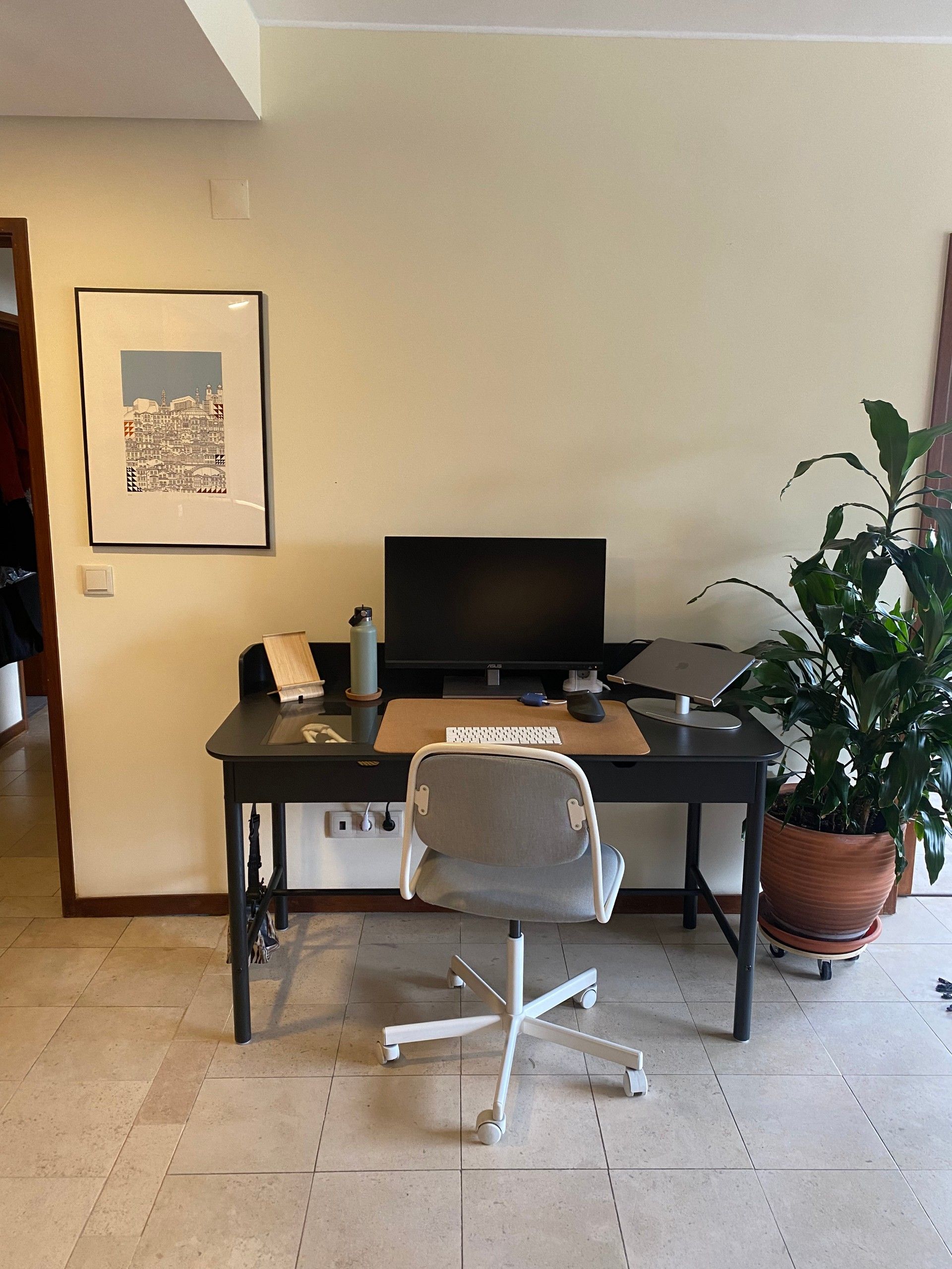 Seller photo