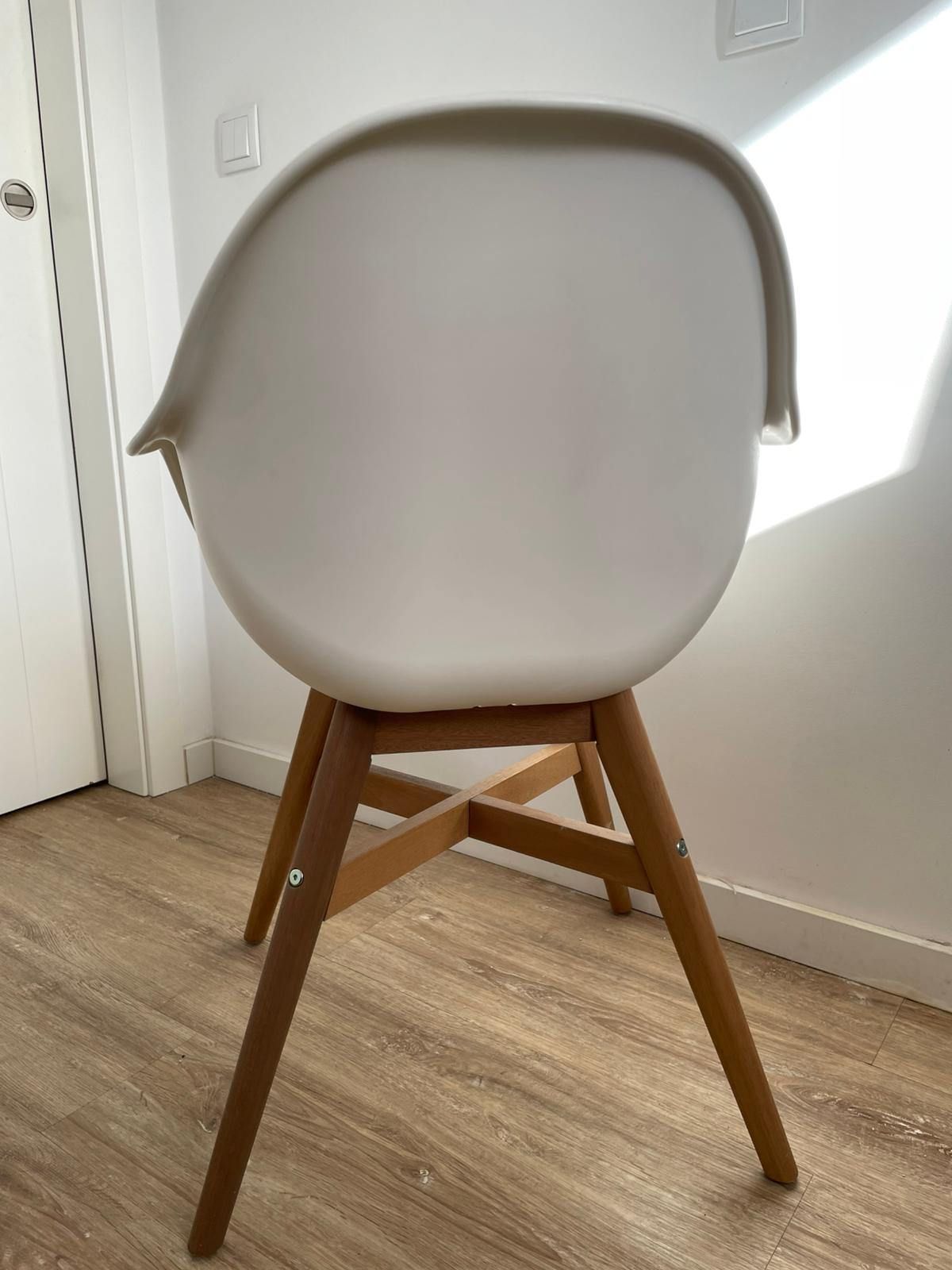 Seller photo