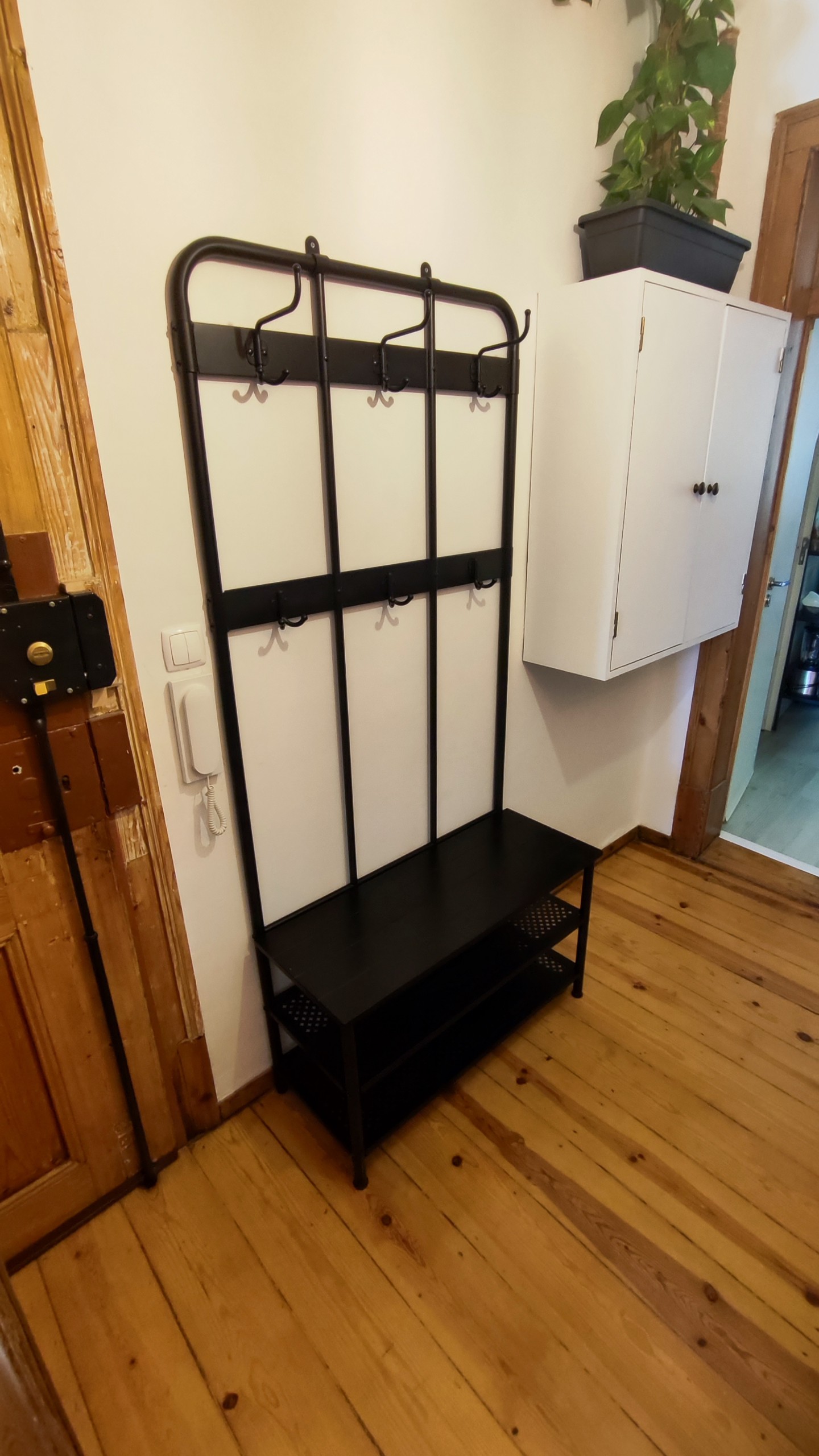 Seller photo