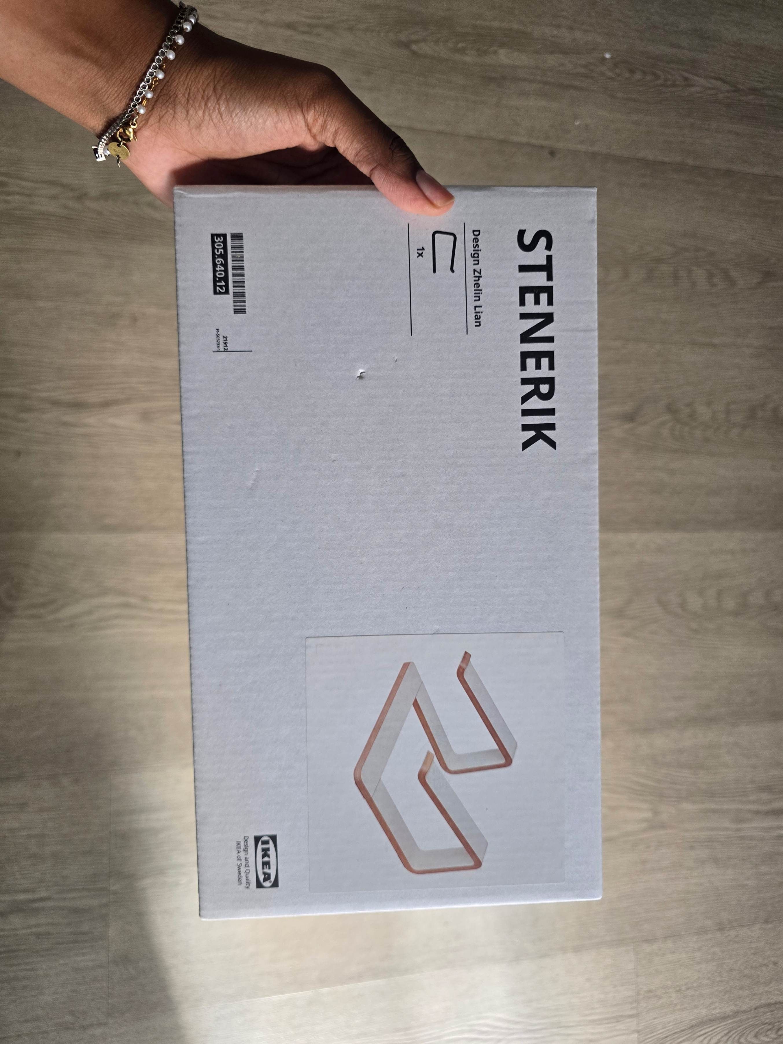 Seller photo