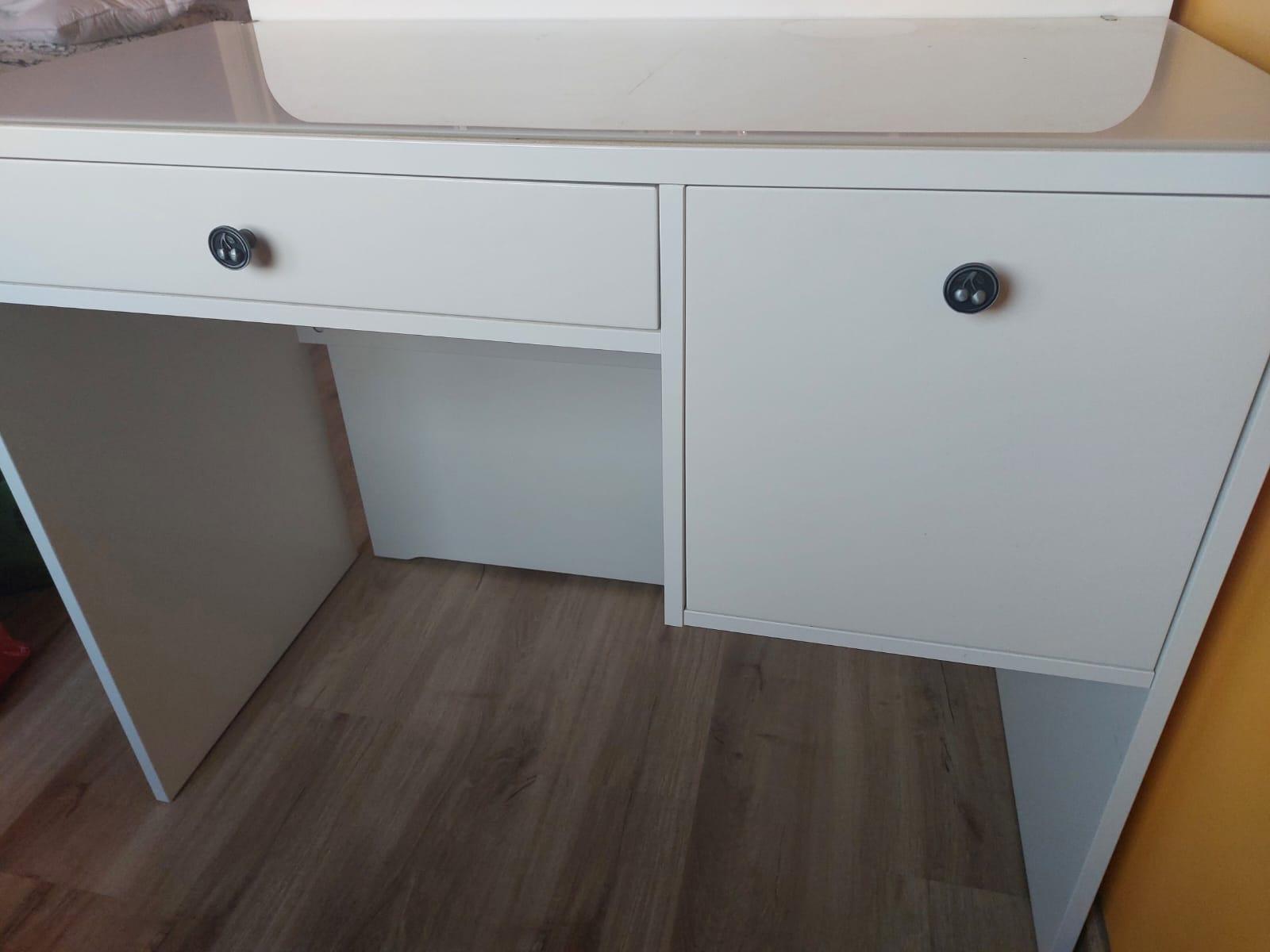 Seller photo