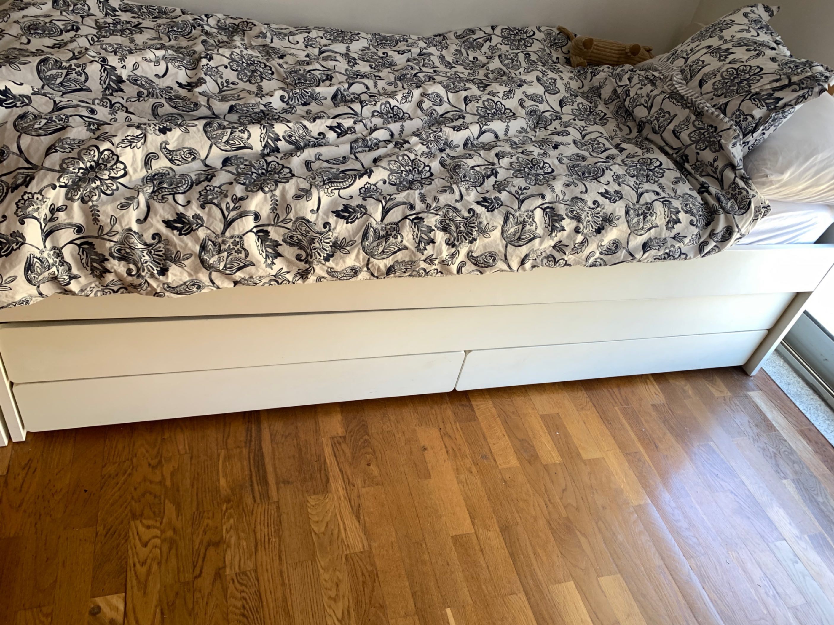 Seller photo