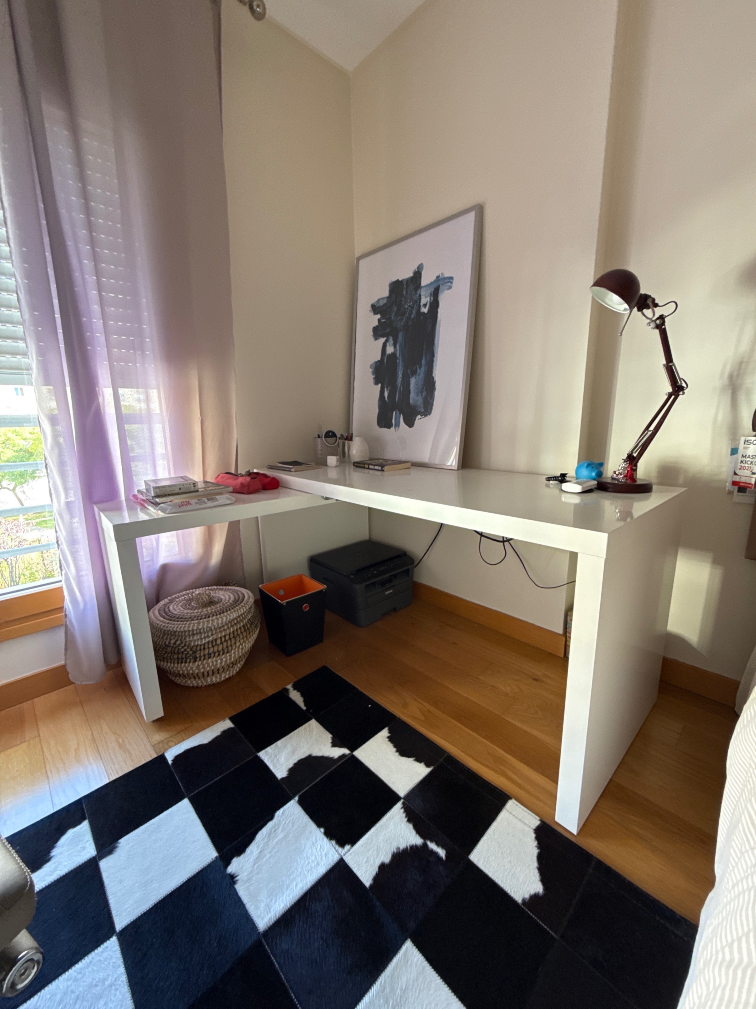 Seller photo