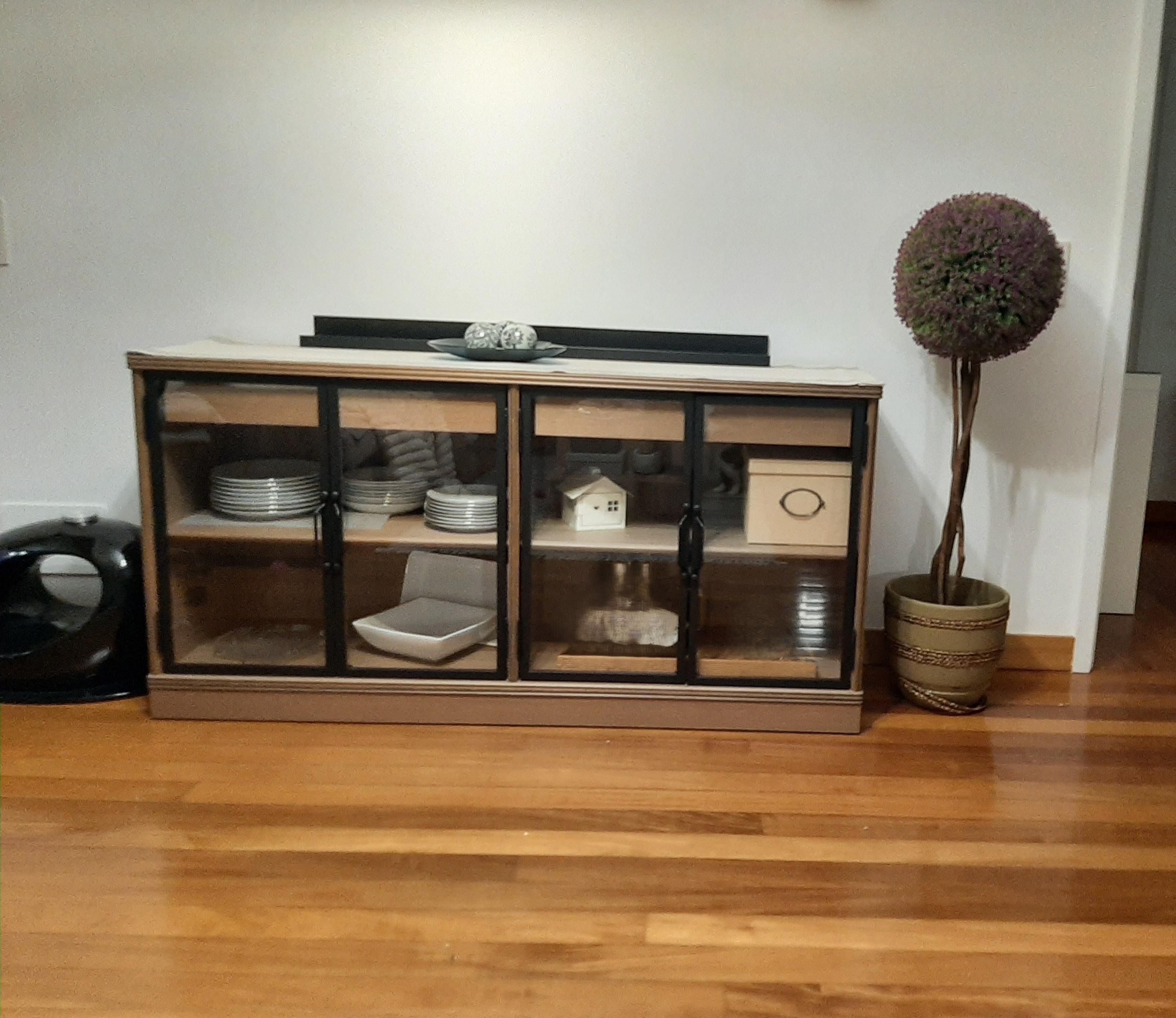 Seller photo