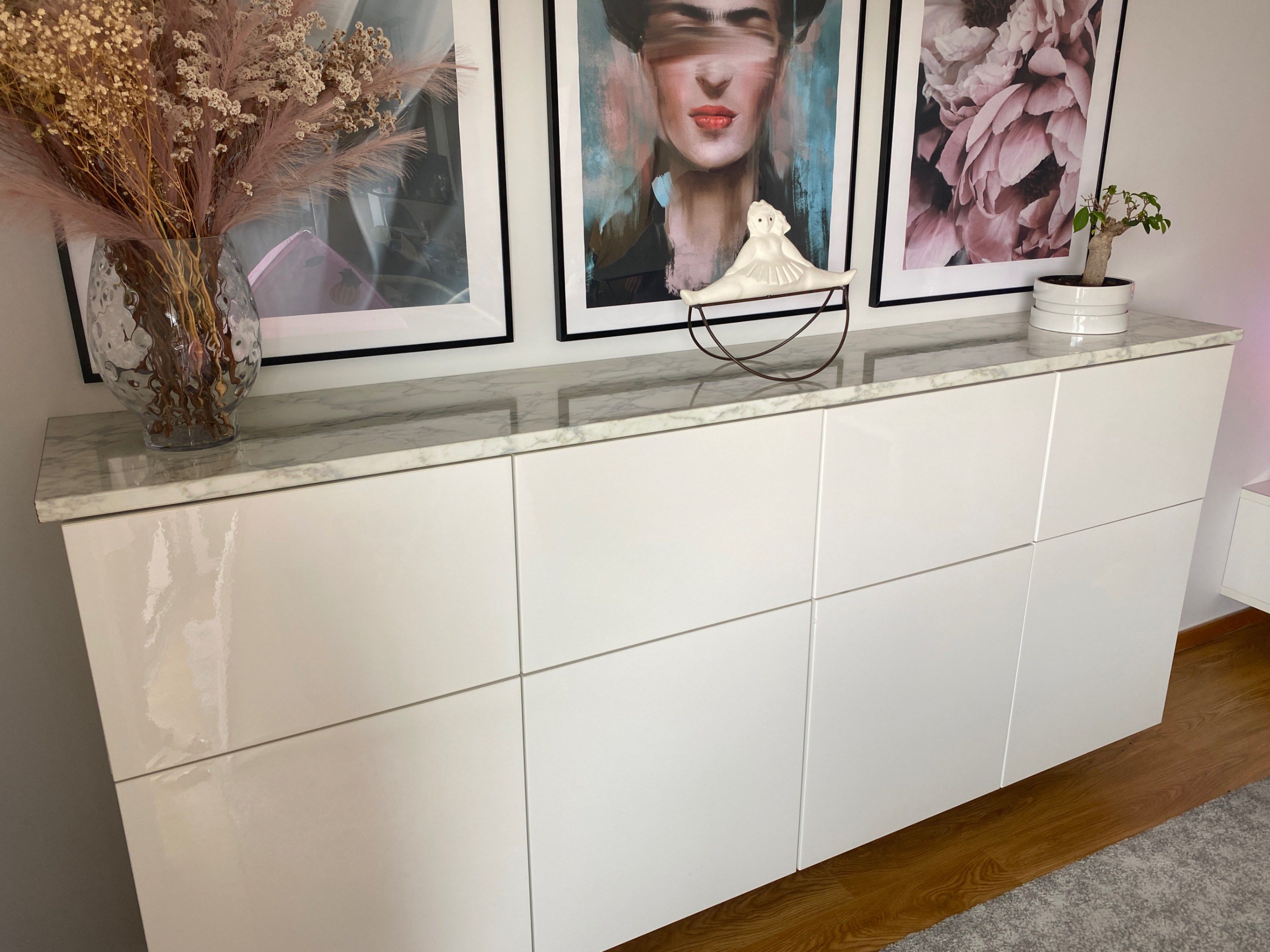 Seller photo