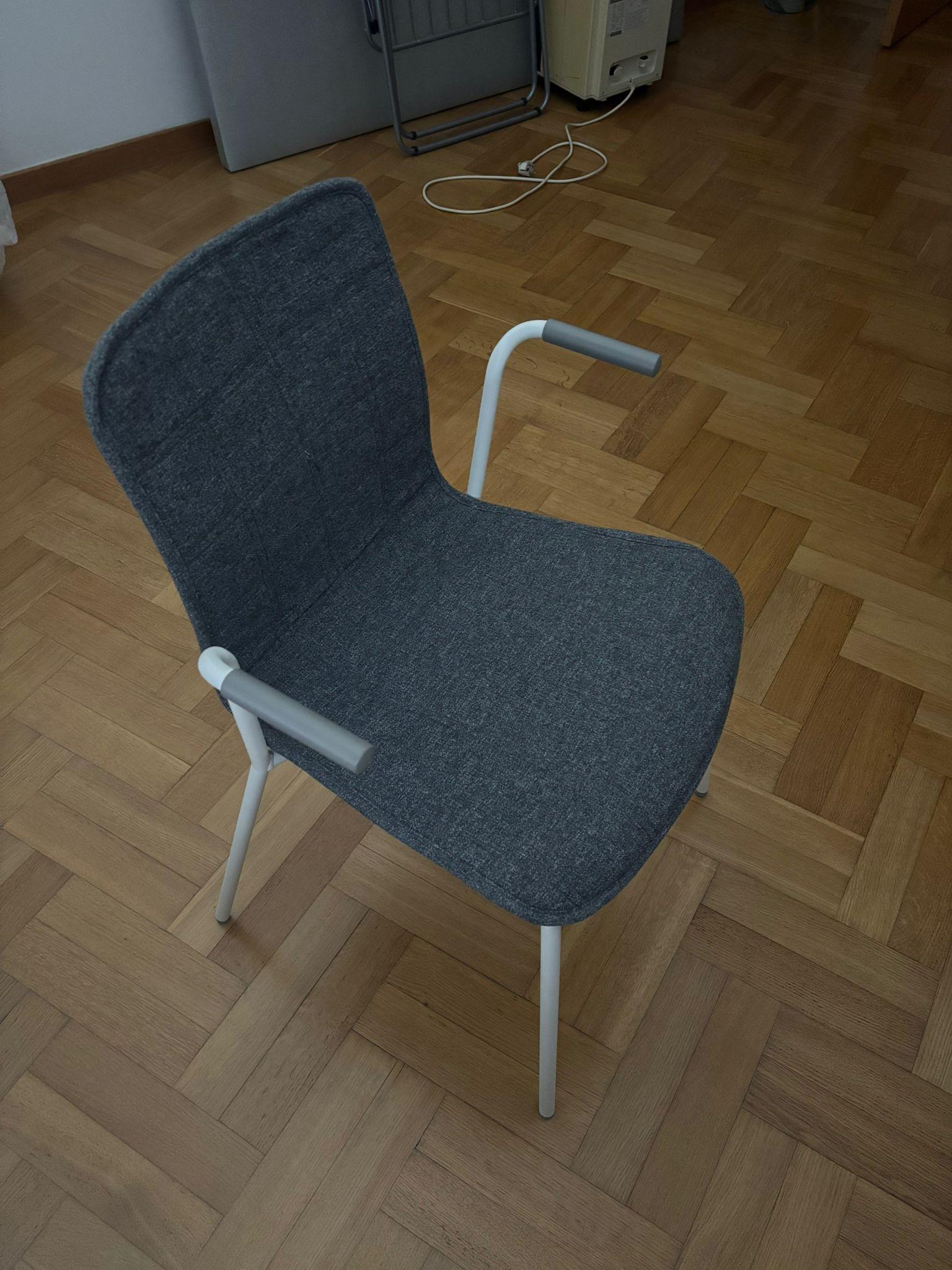 Seller photo