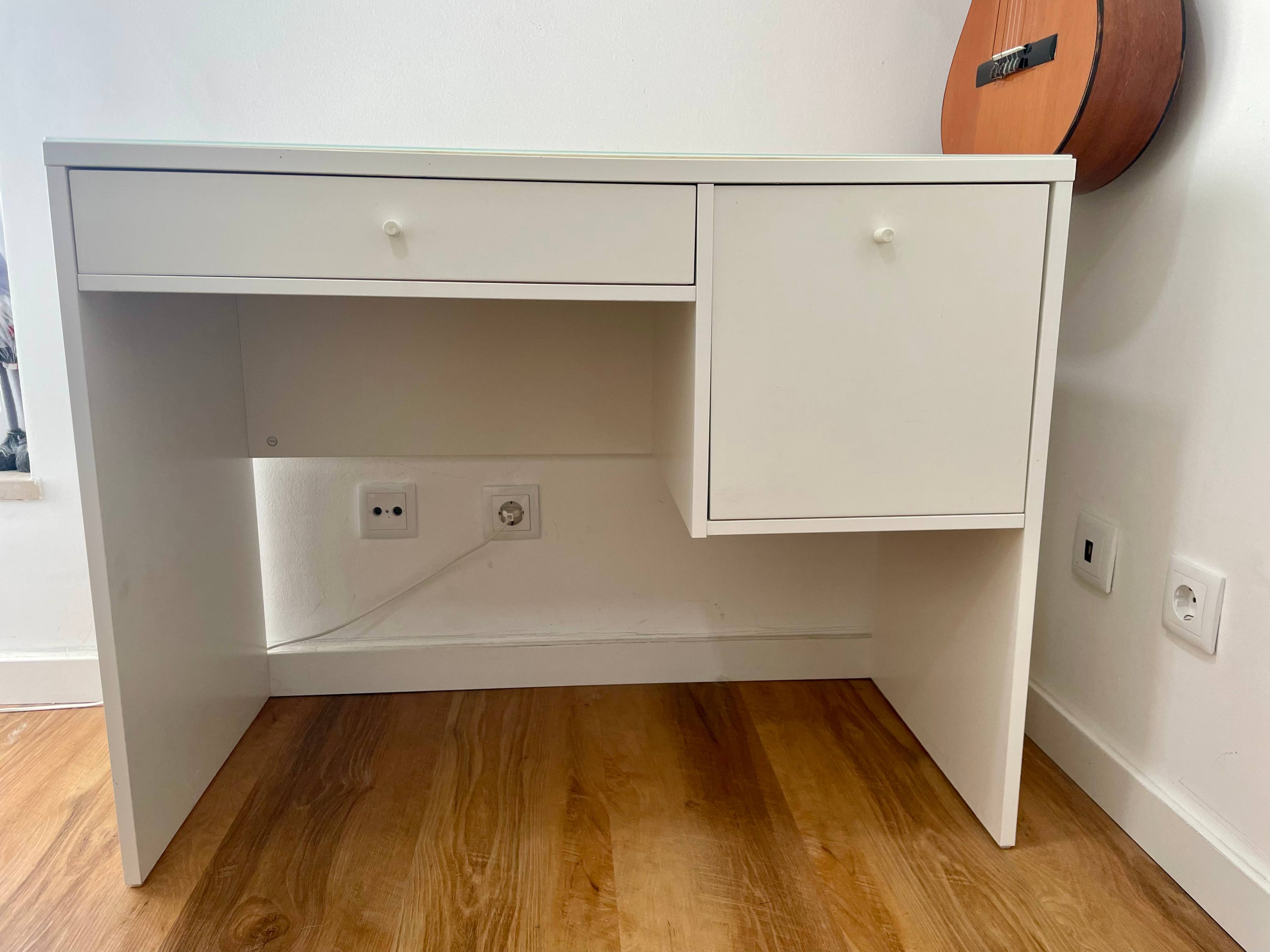 Seller photo