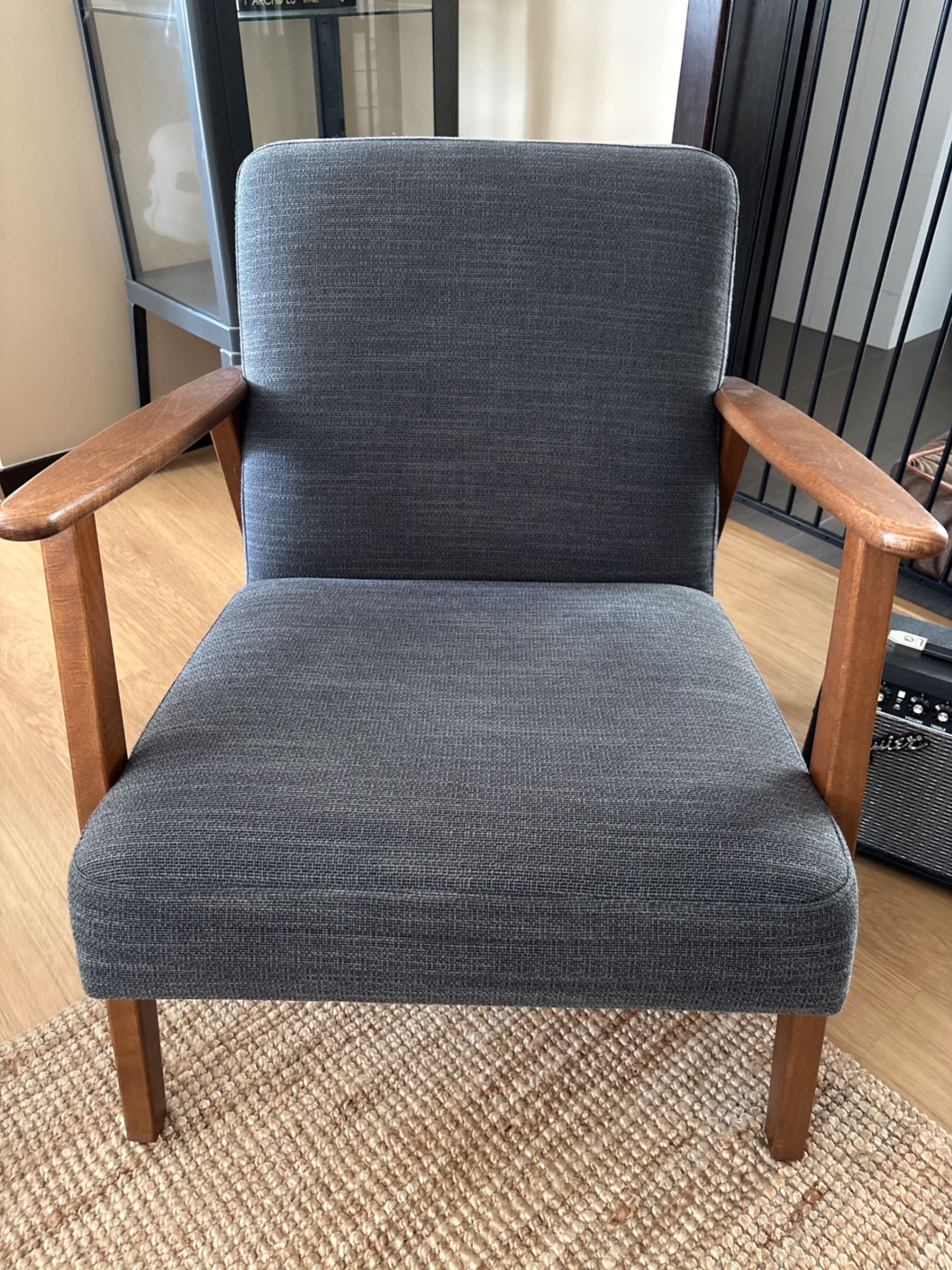 Seller photo