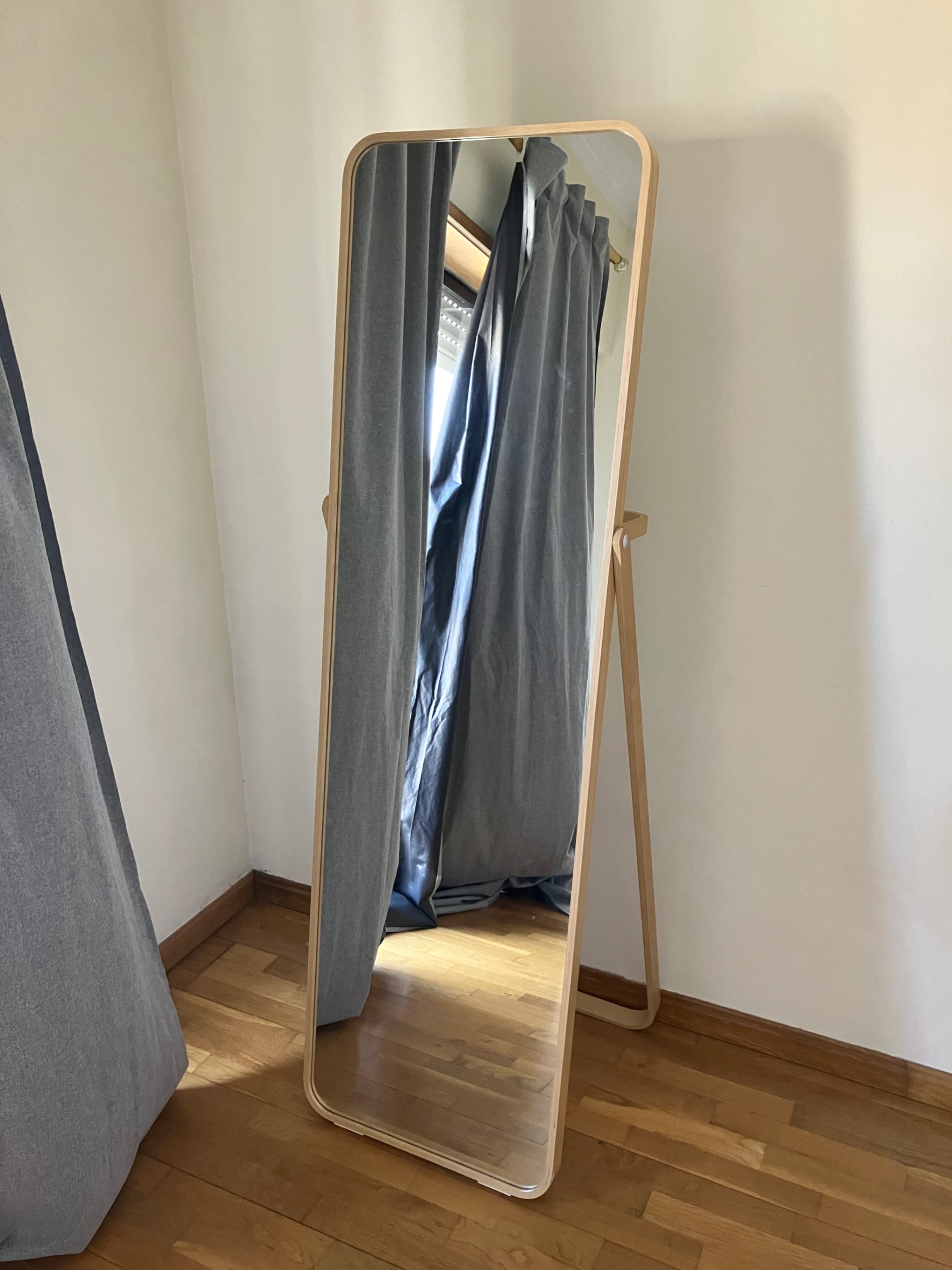 Seller photo