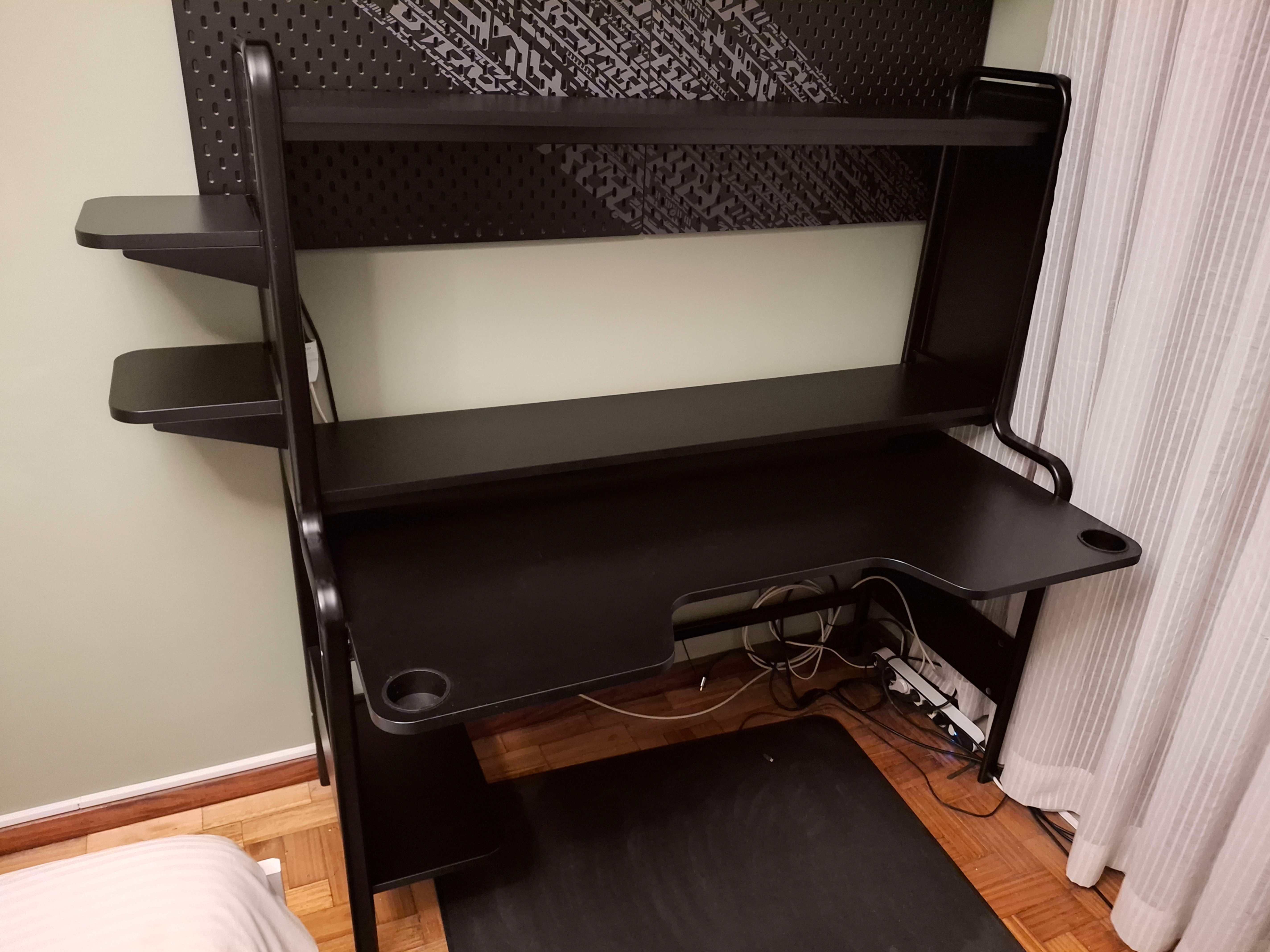 Seller photo