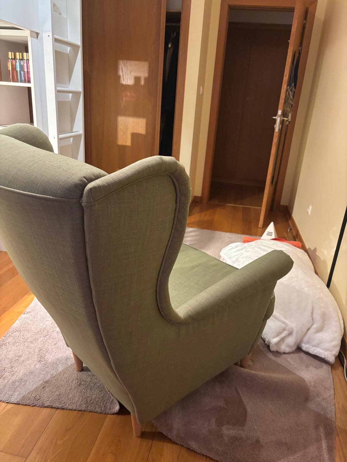 Seller photo