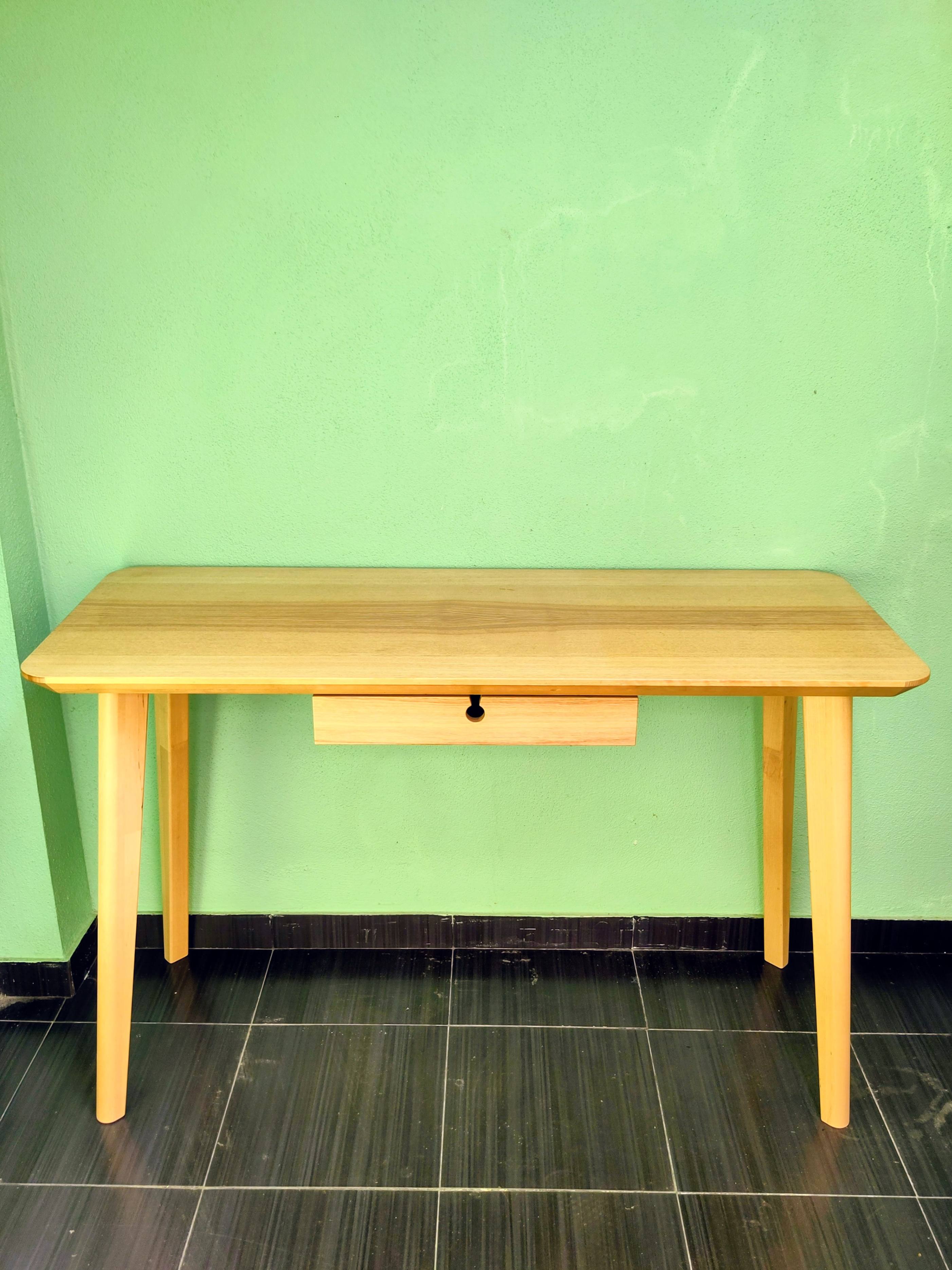Seller photo