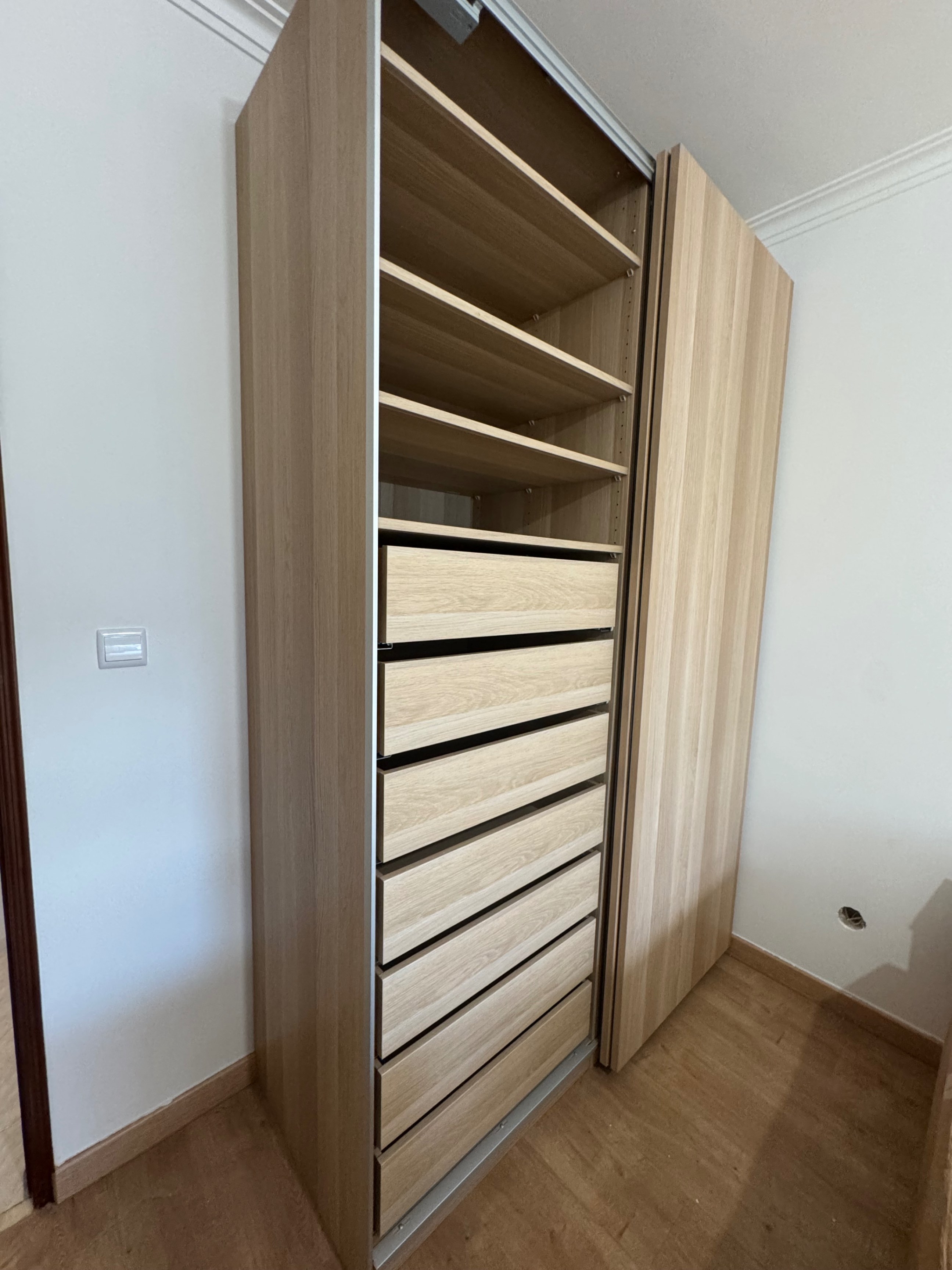 Seller photo