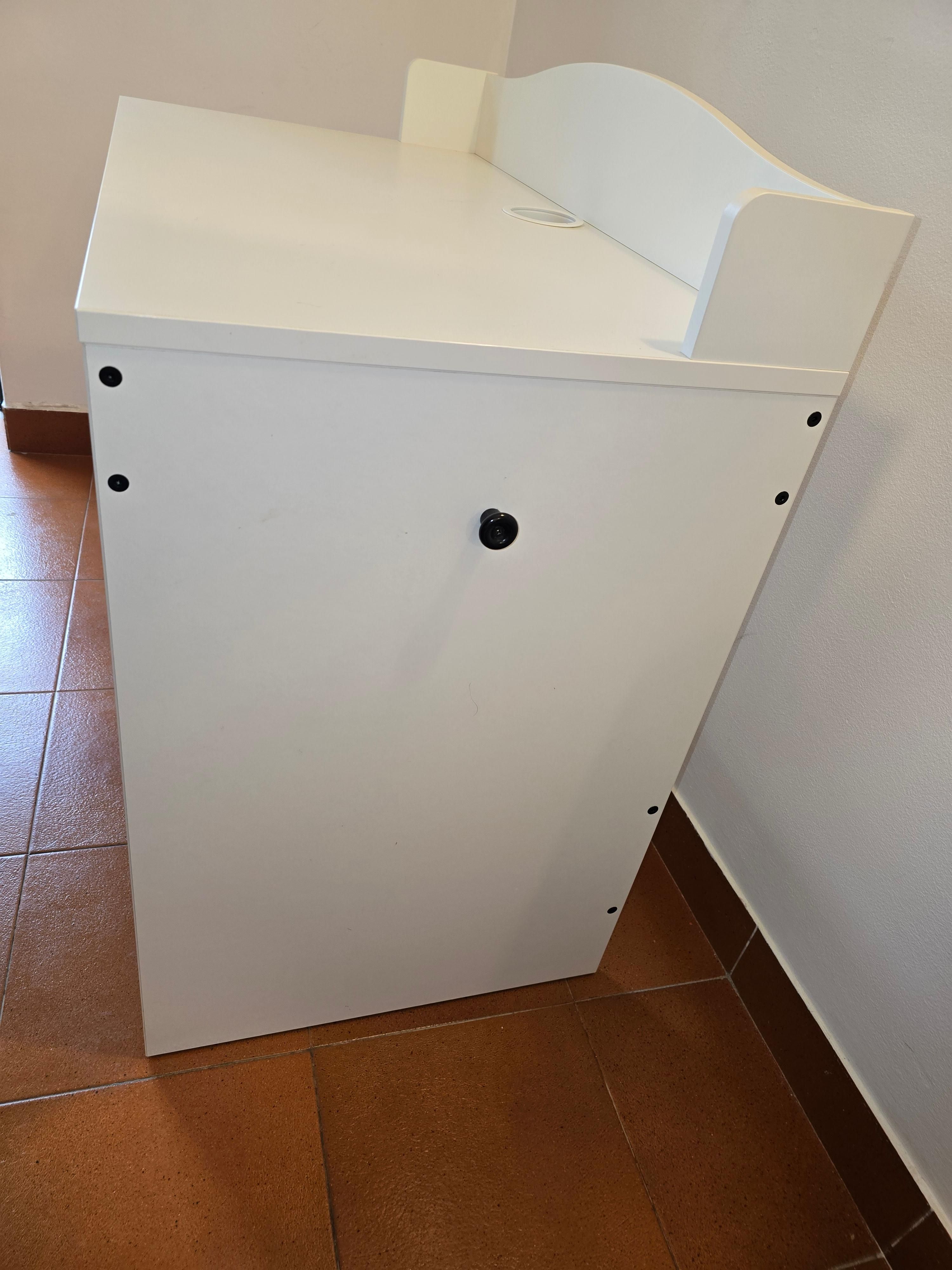 Seller photo