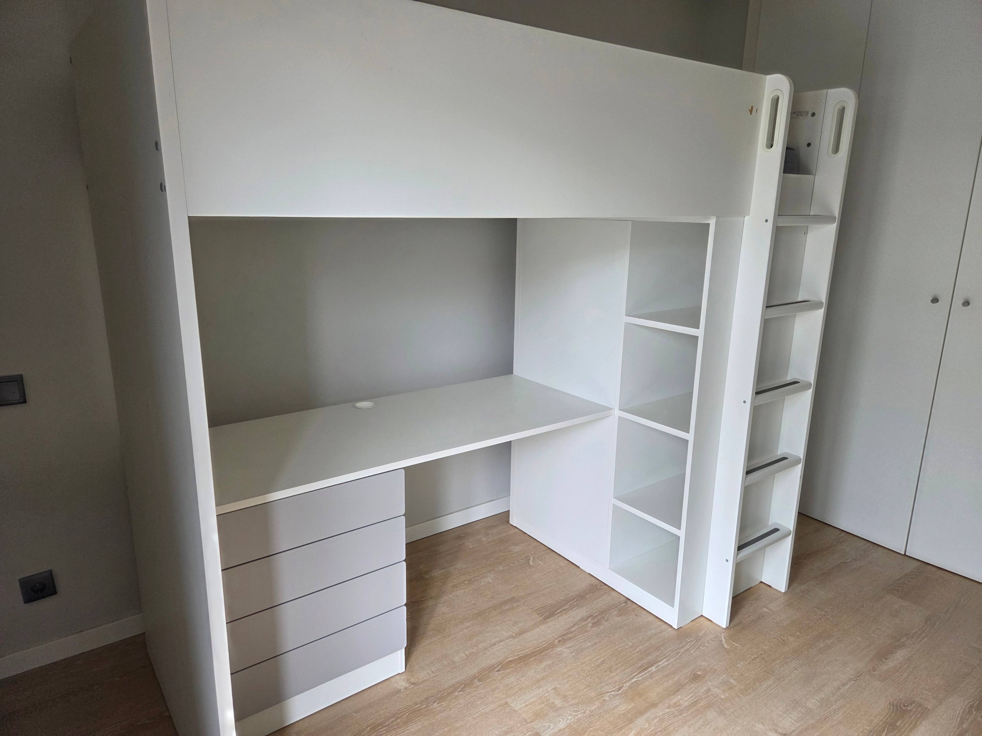 Seller photo