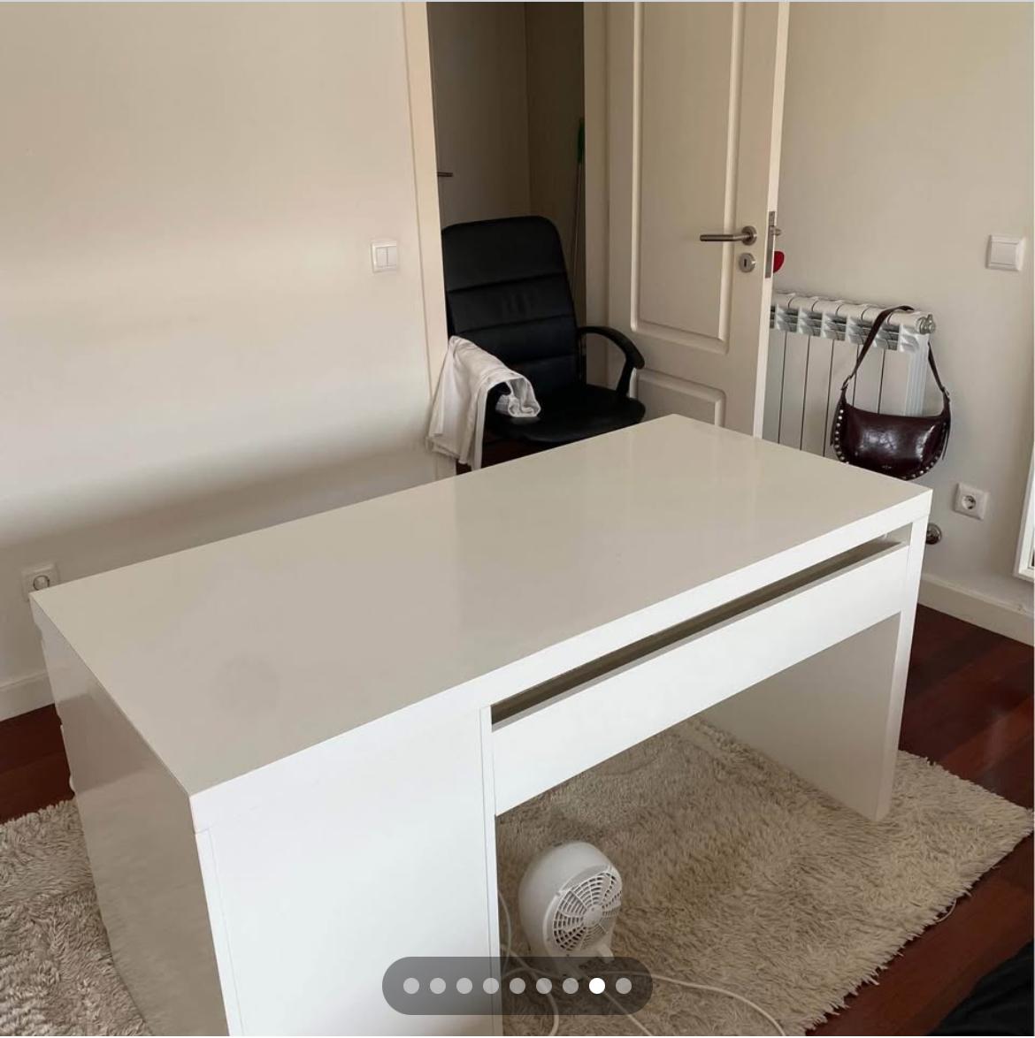 Seller photo