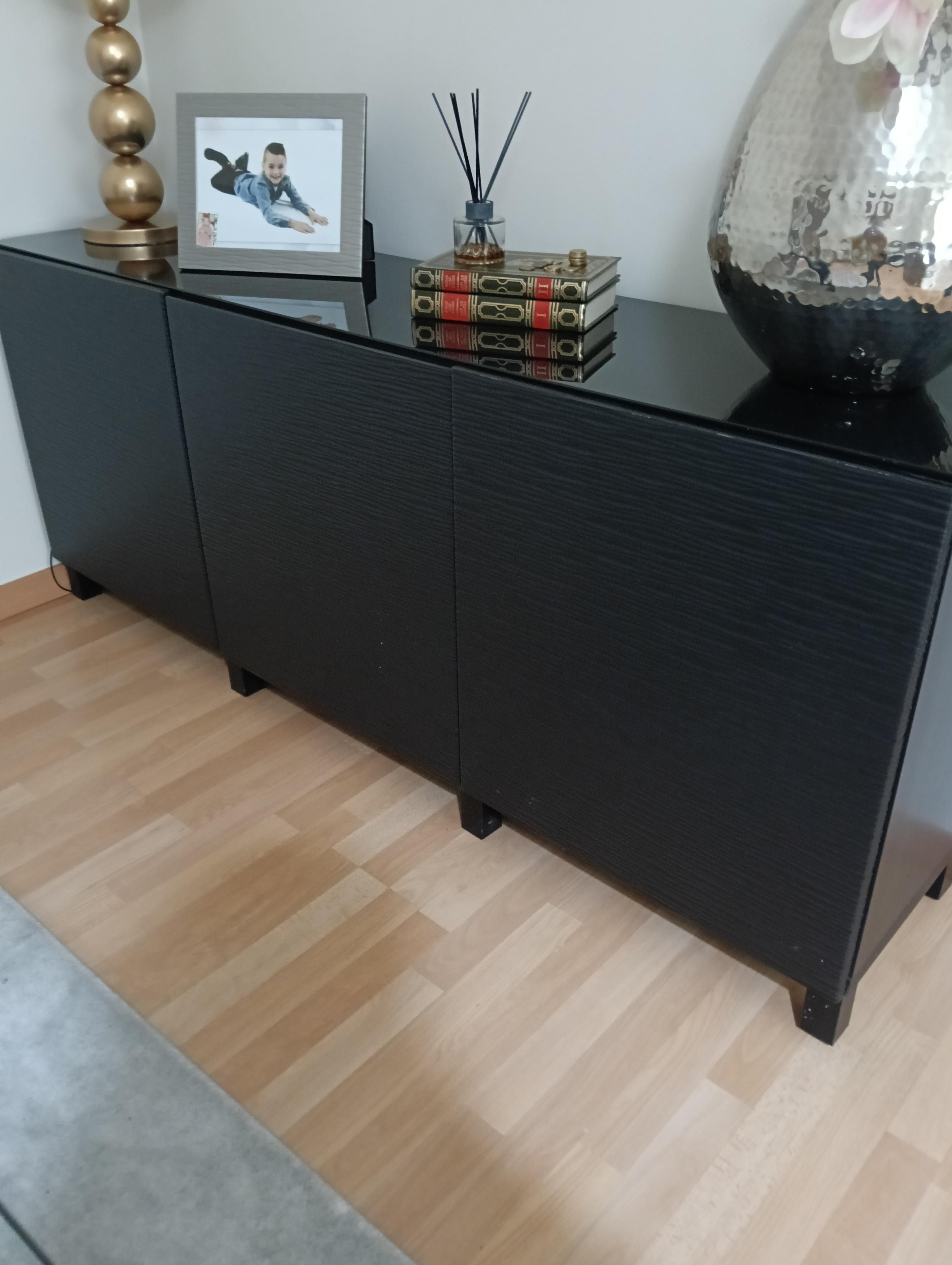 Seller photo