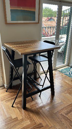 Seller photo