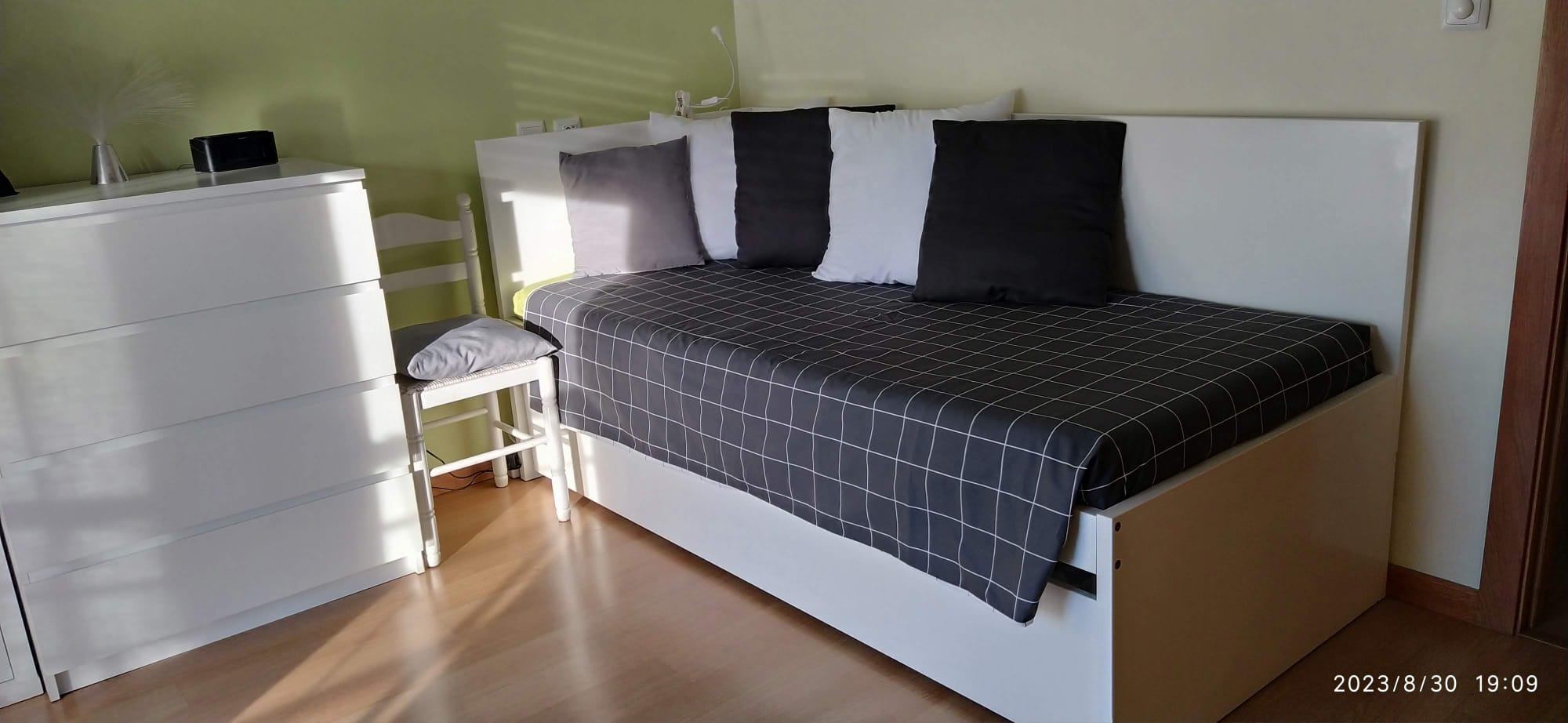 Seller photo