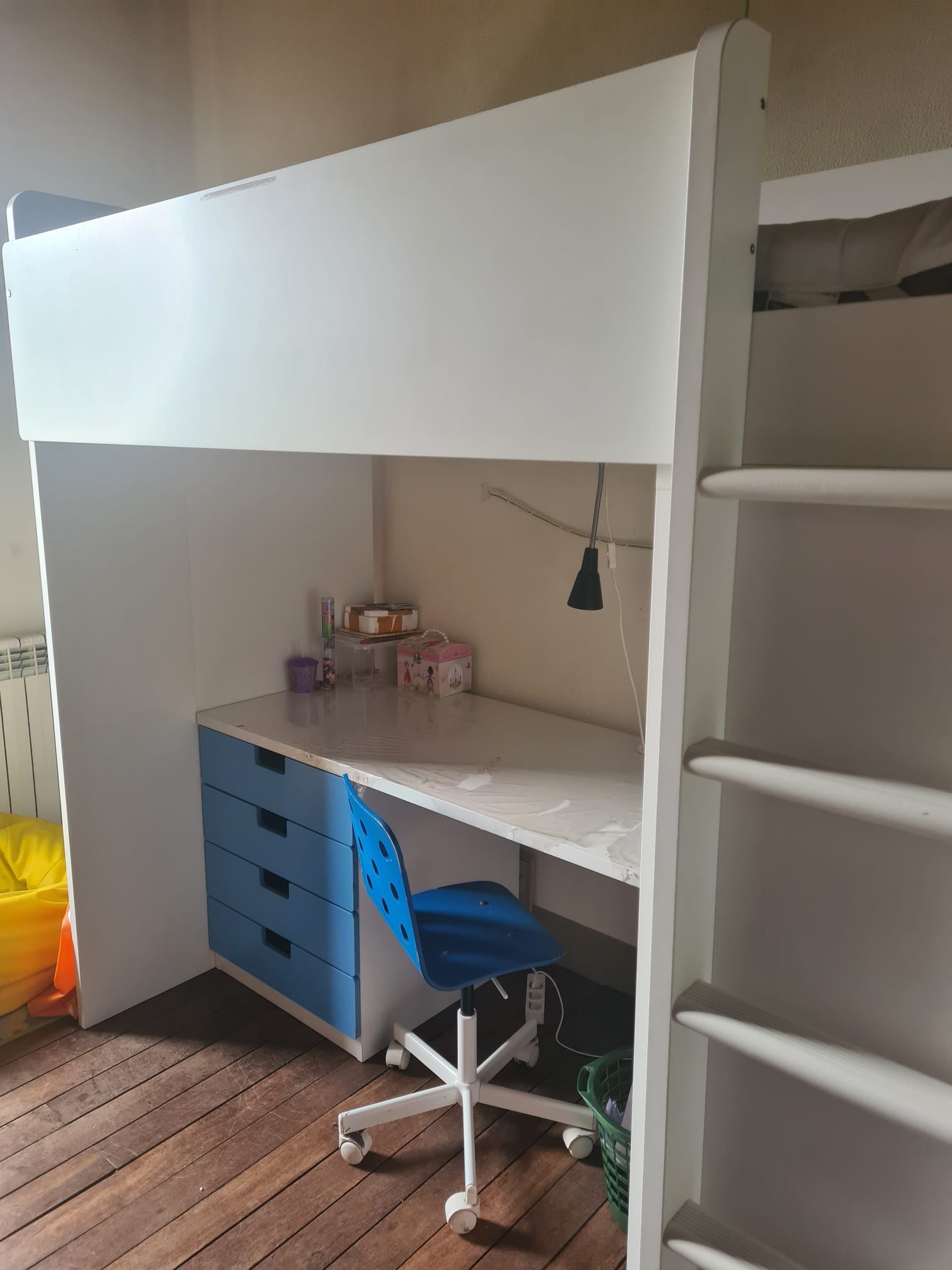 Seller photo