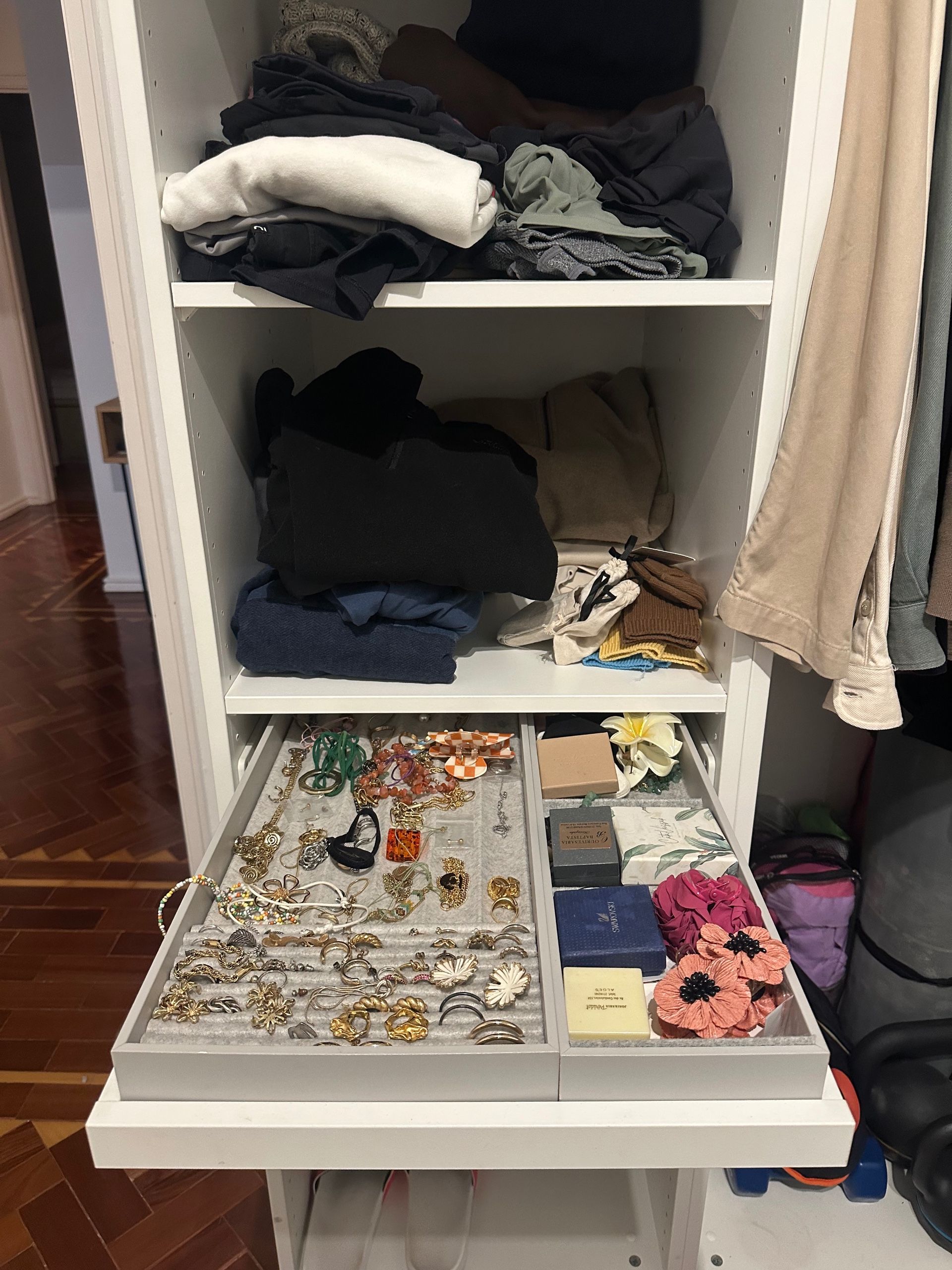 Seller photo