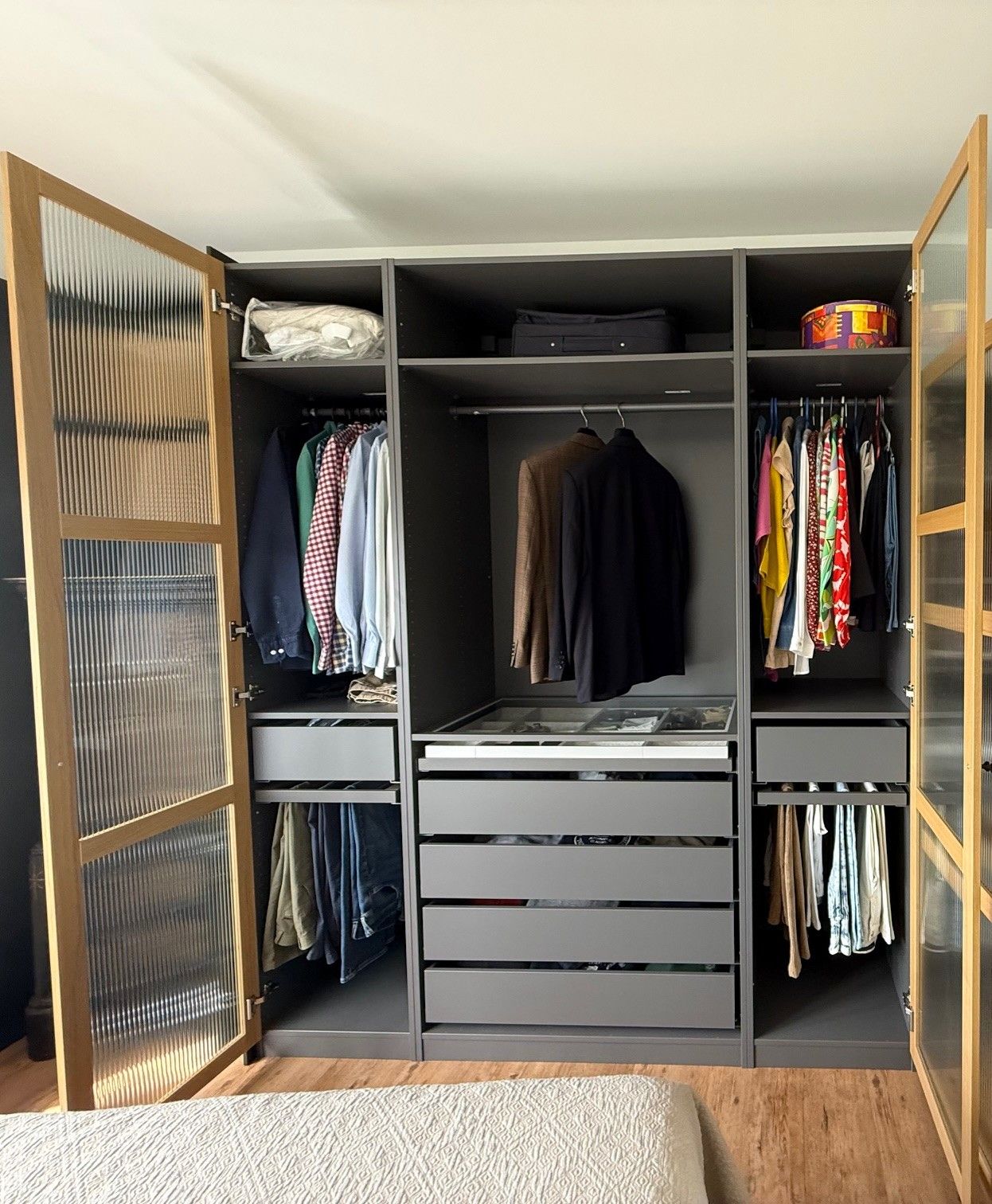 Seller photo