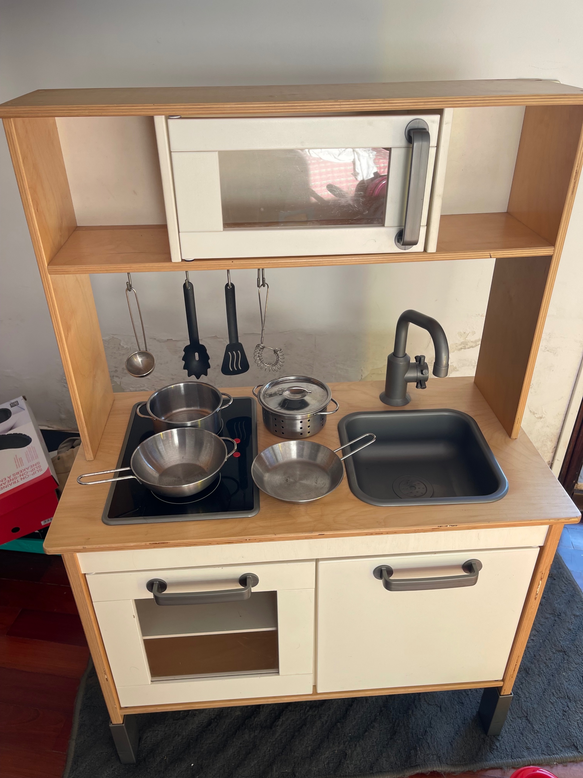 Seller photo