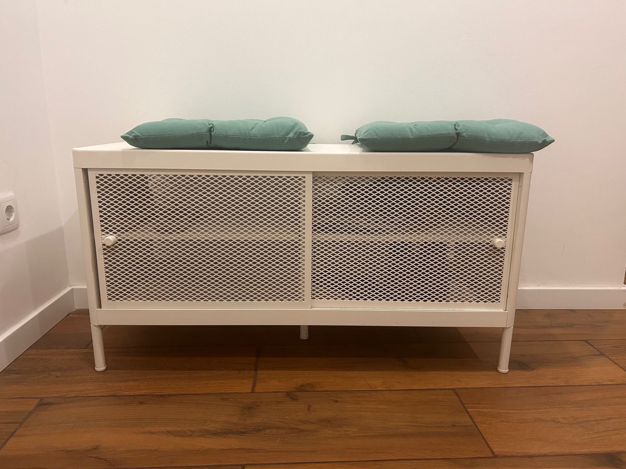 Seller photo