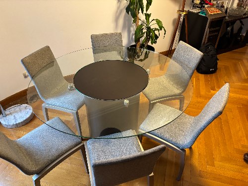 Seller photo