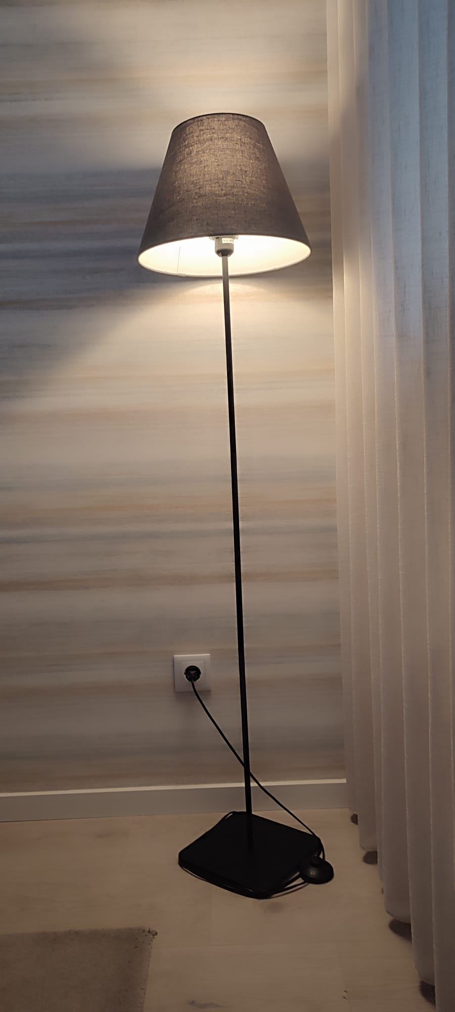 Seller photo