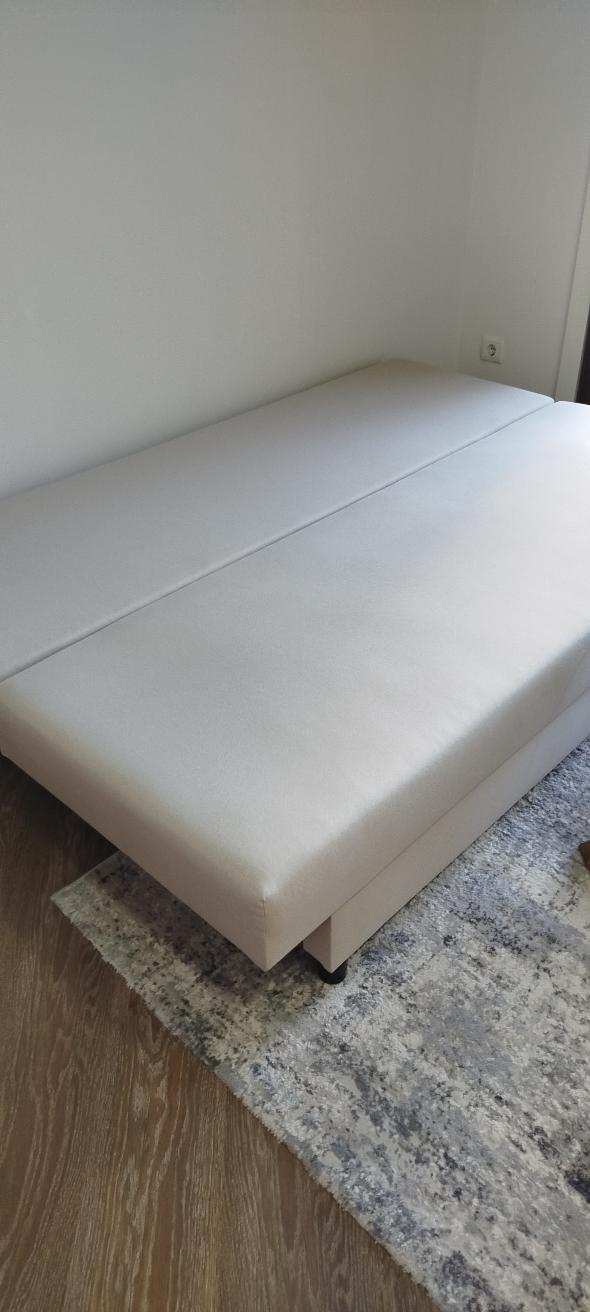 Seller photo