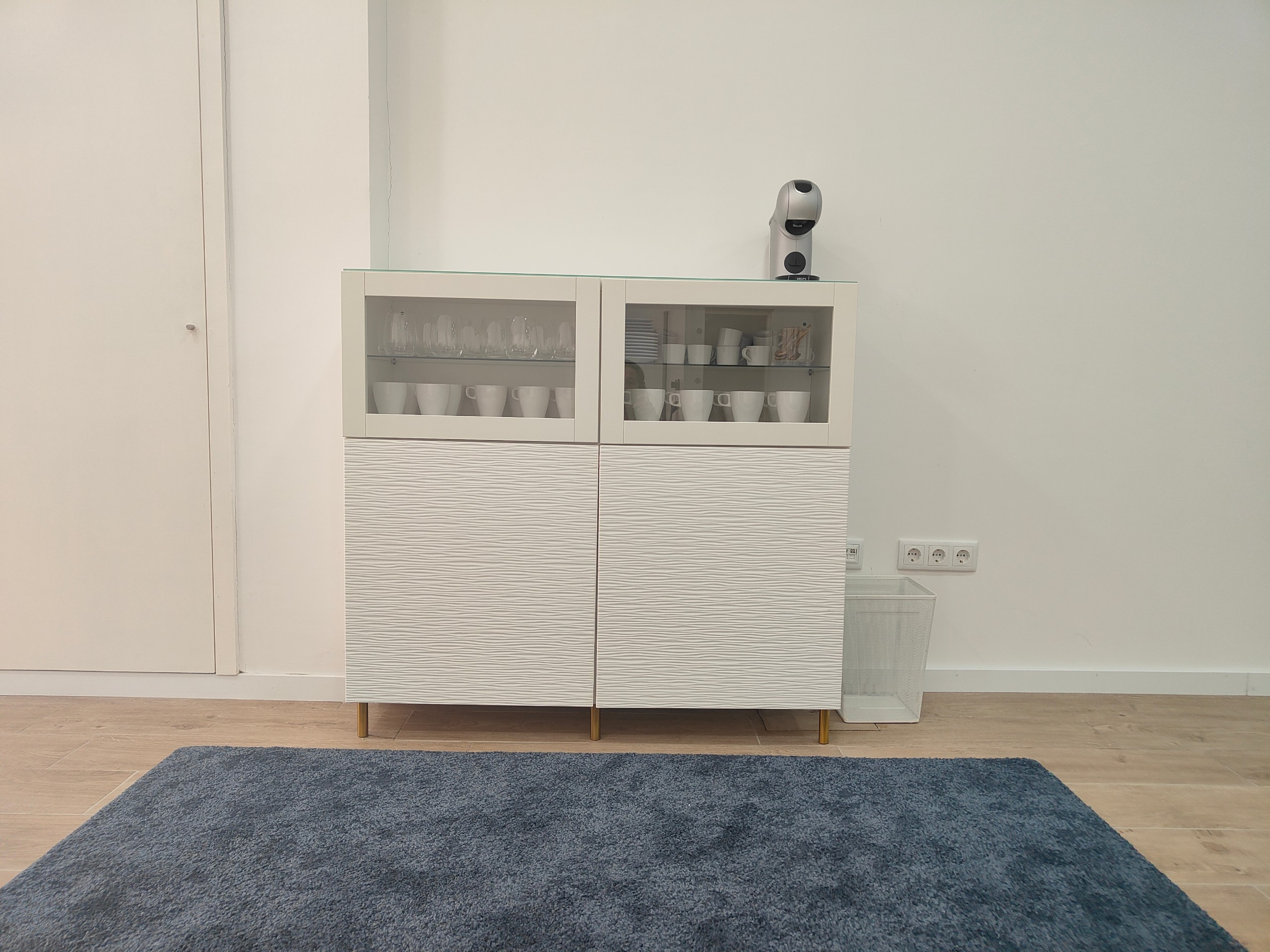 Seller photo