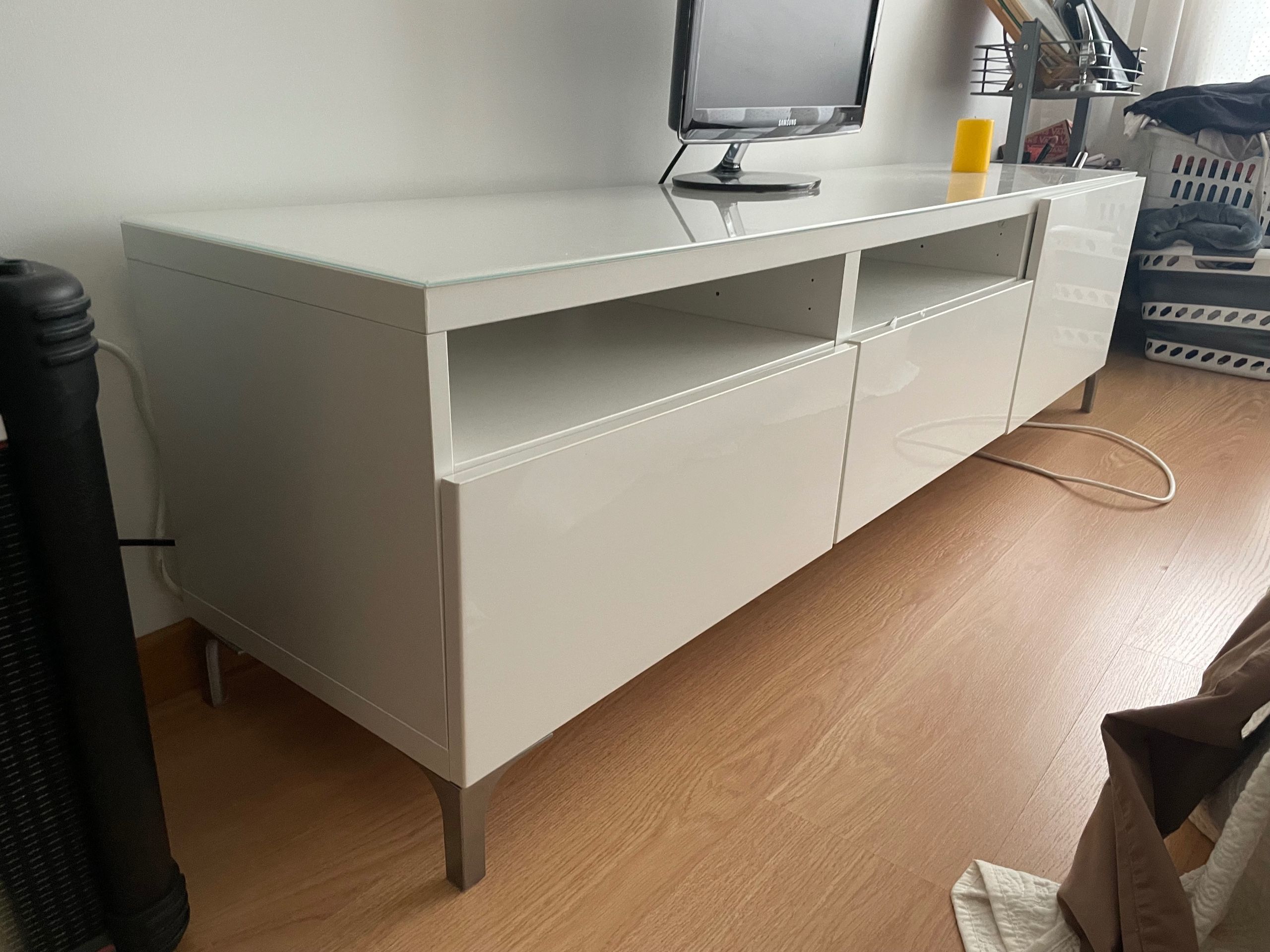 Seller photo