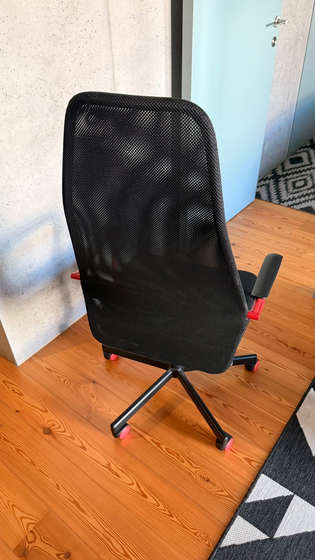 Seller photo