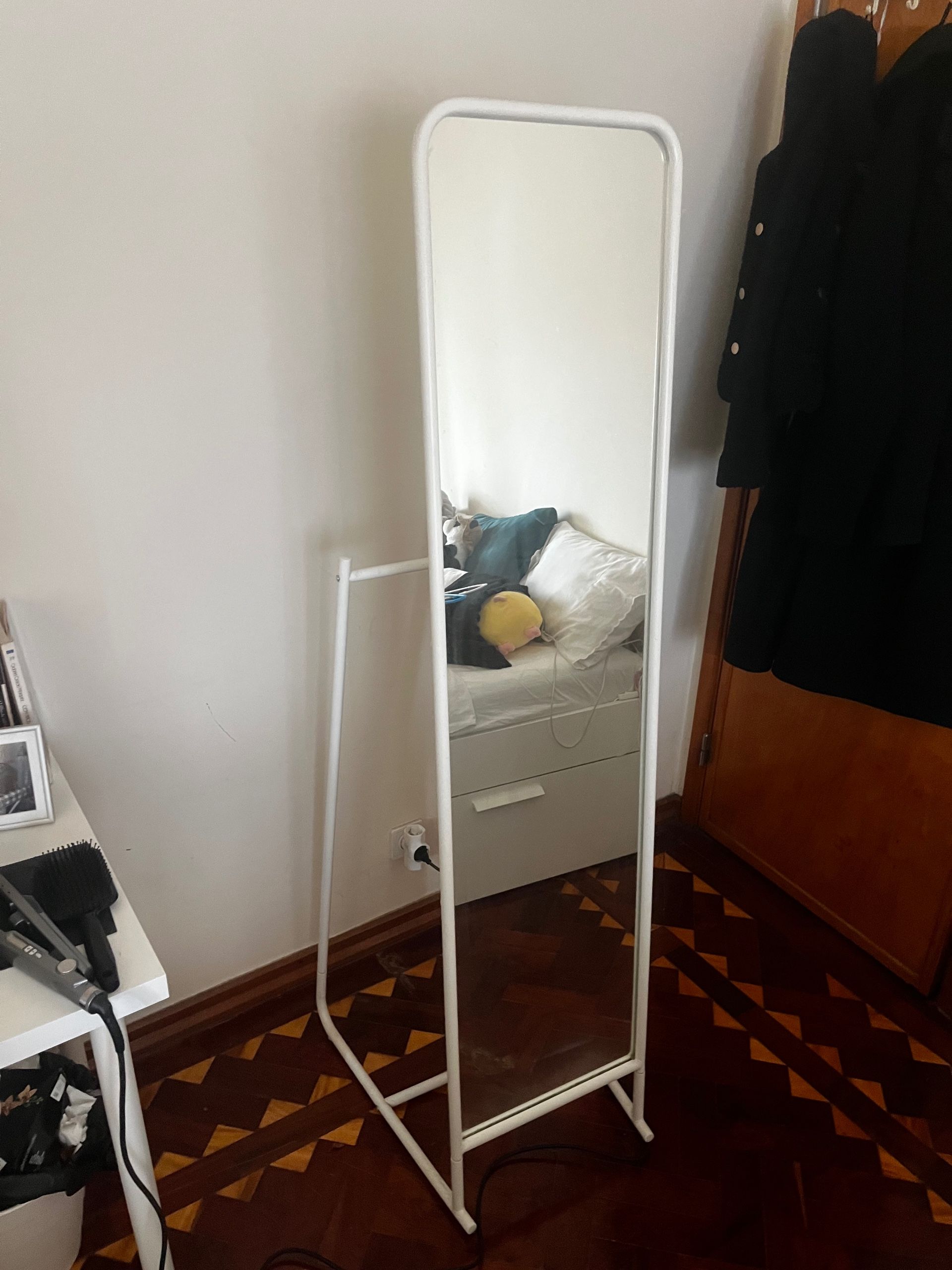 Seller photo