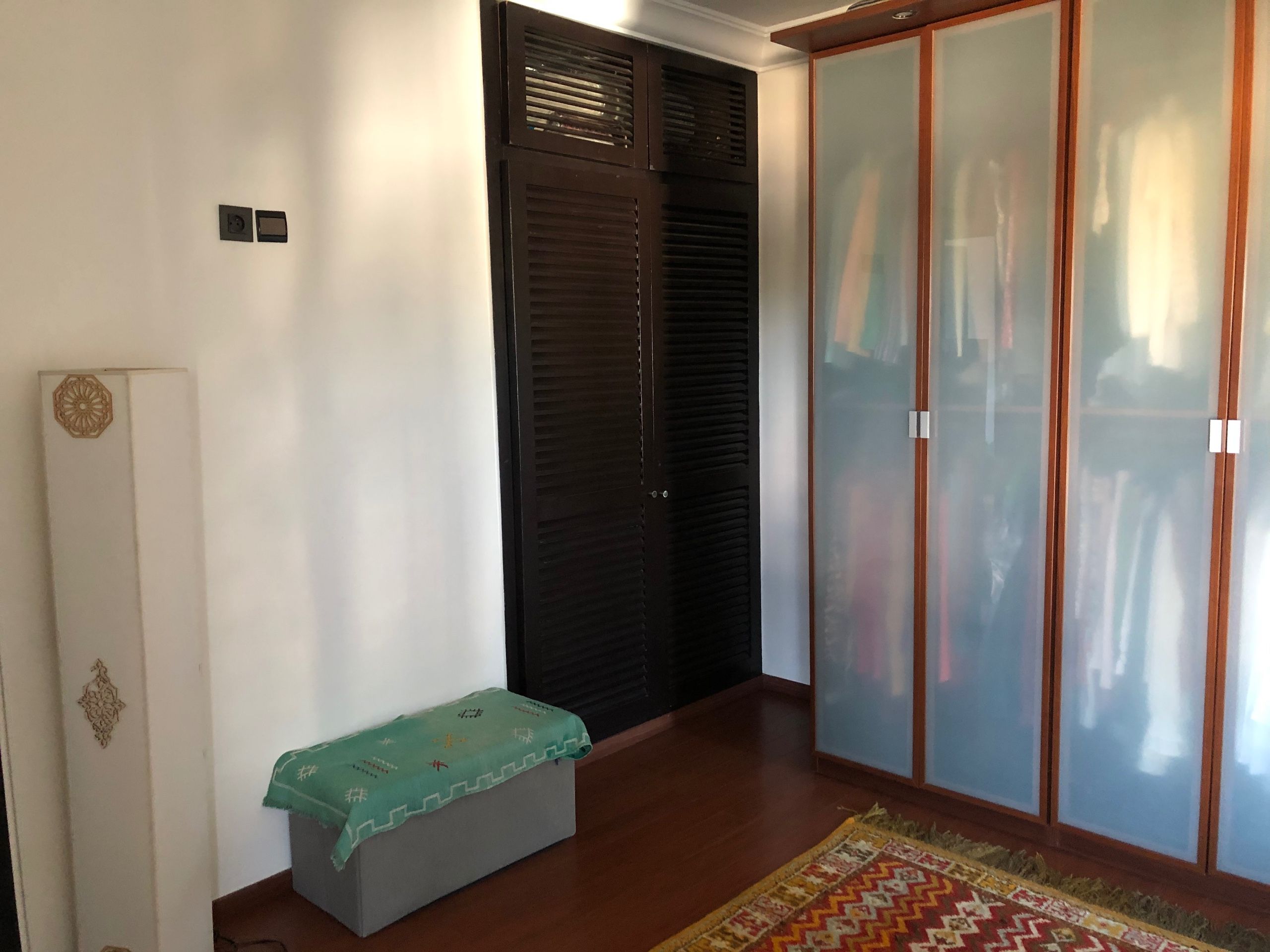 Seller photo