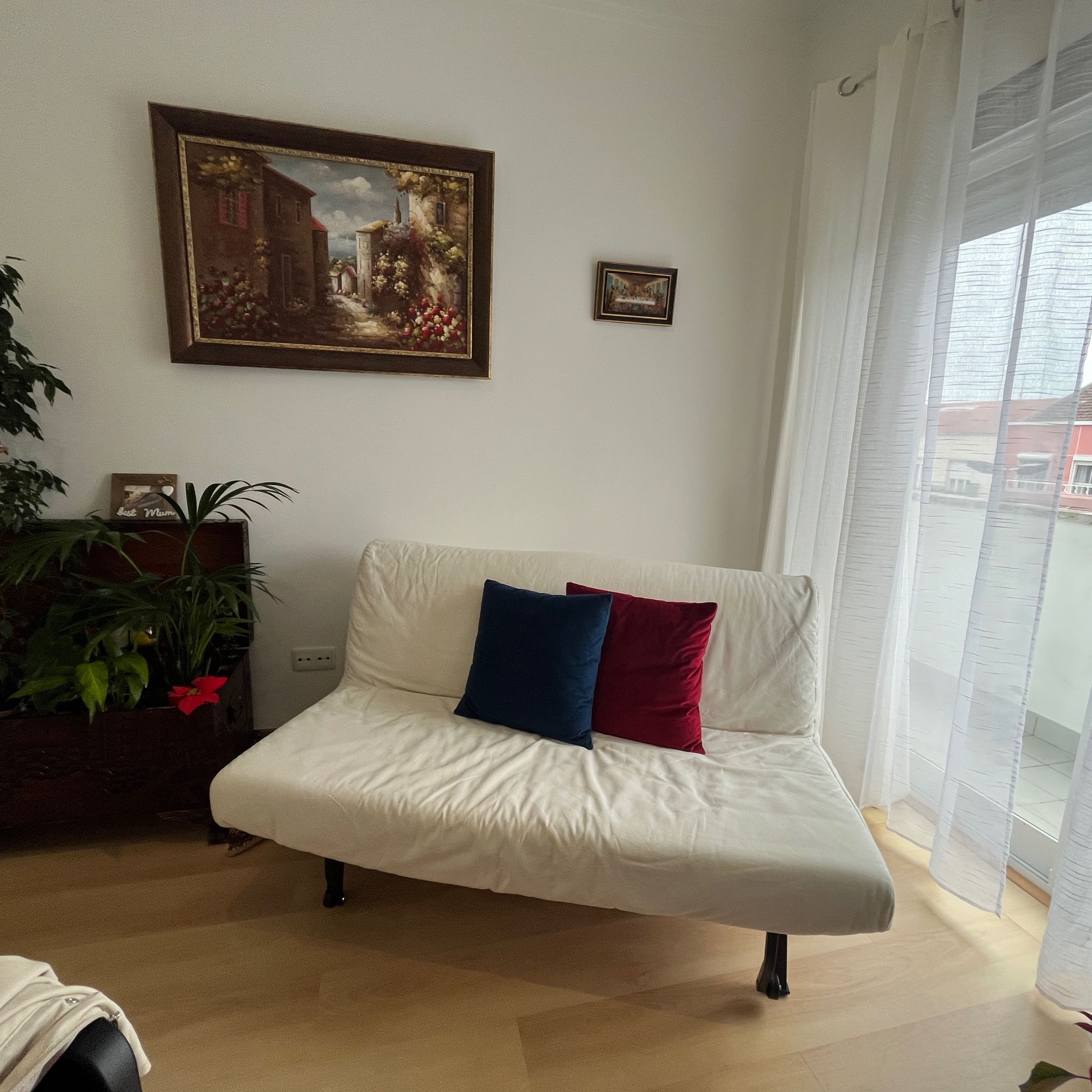Seller photo