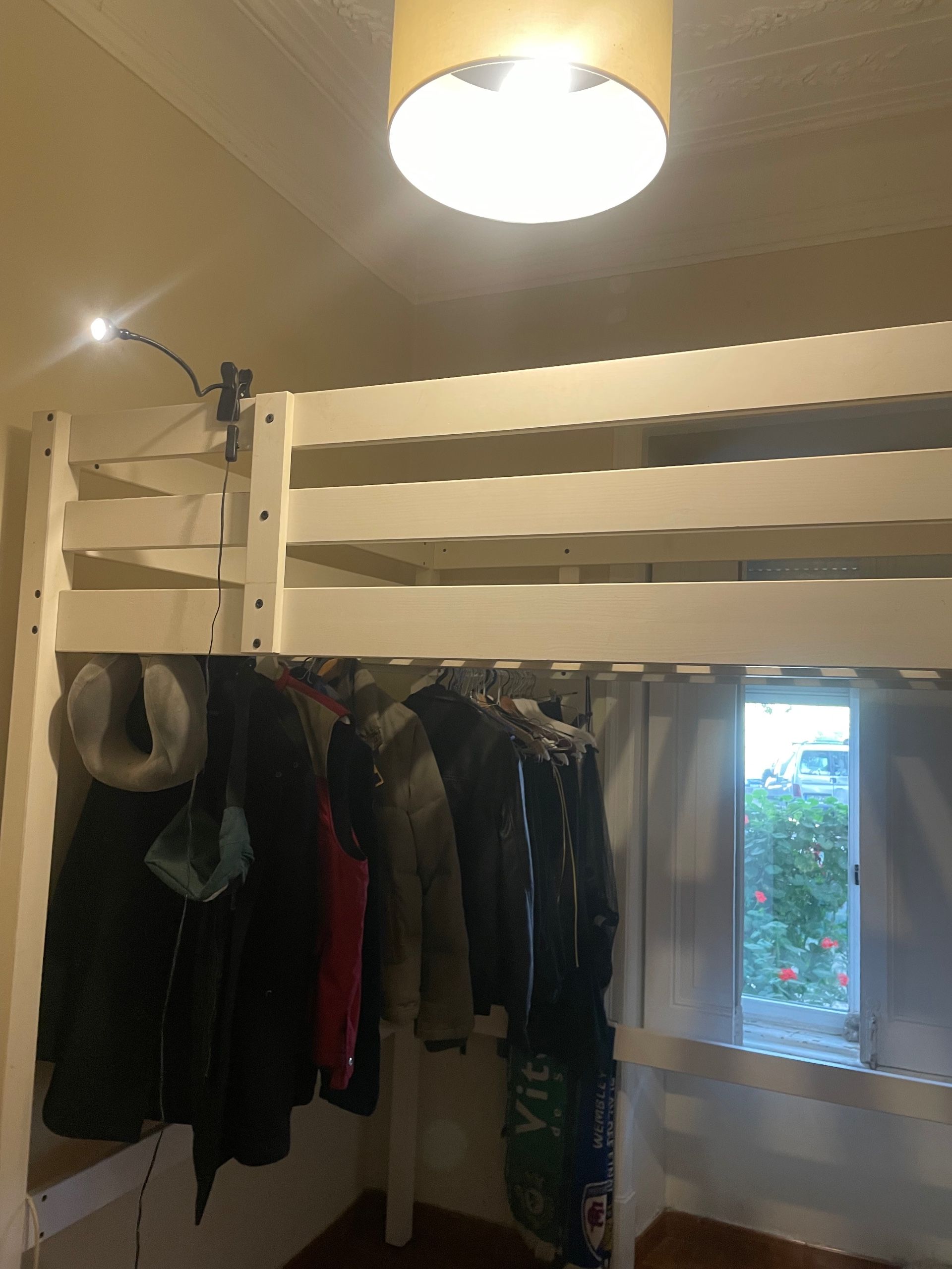 Seller photo
