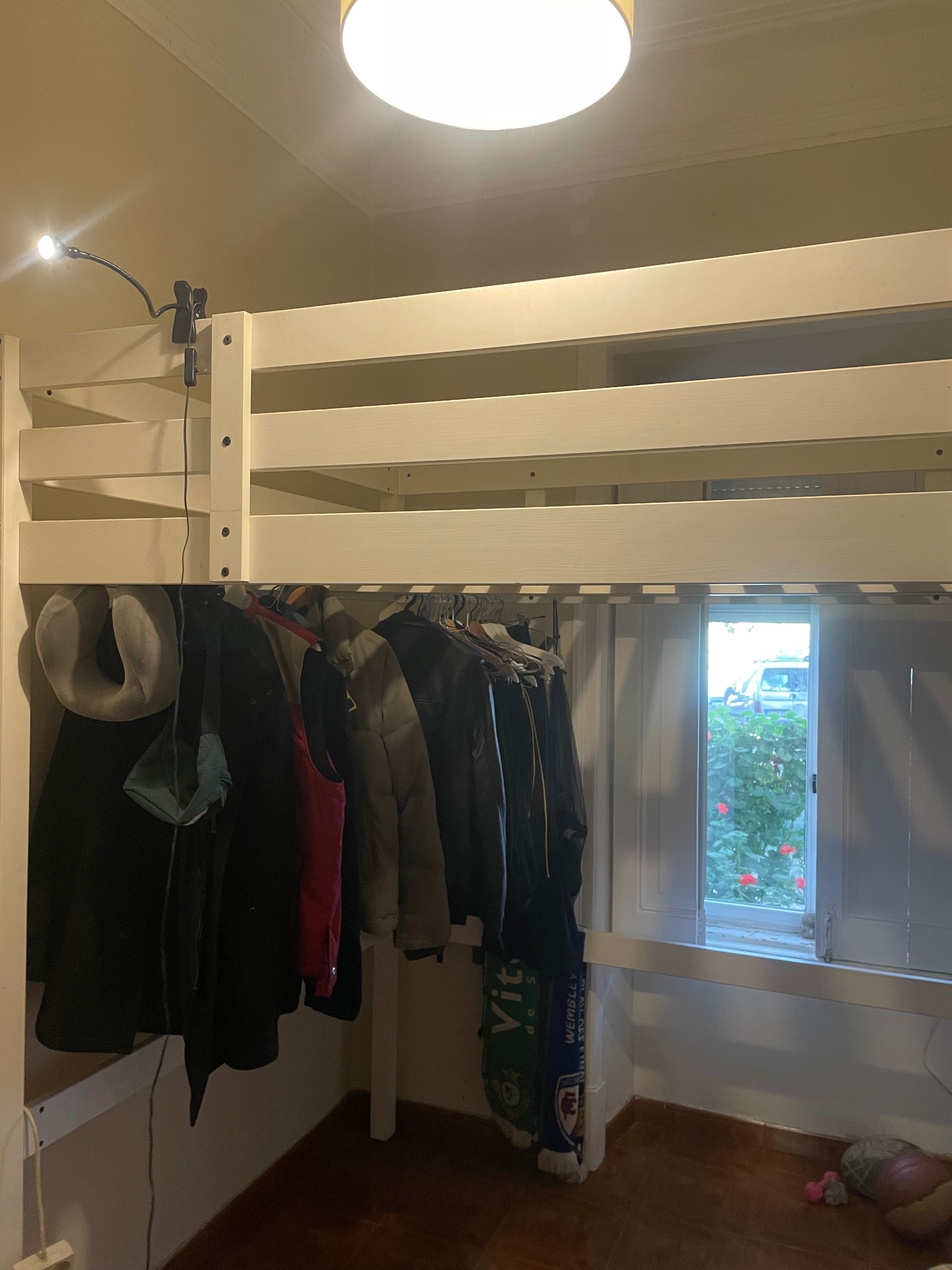 Seller photo