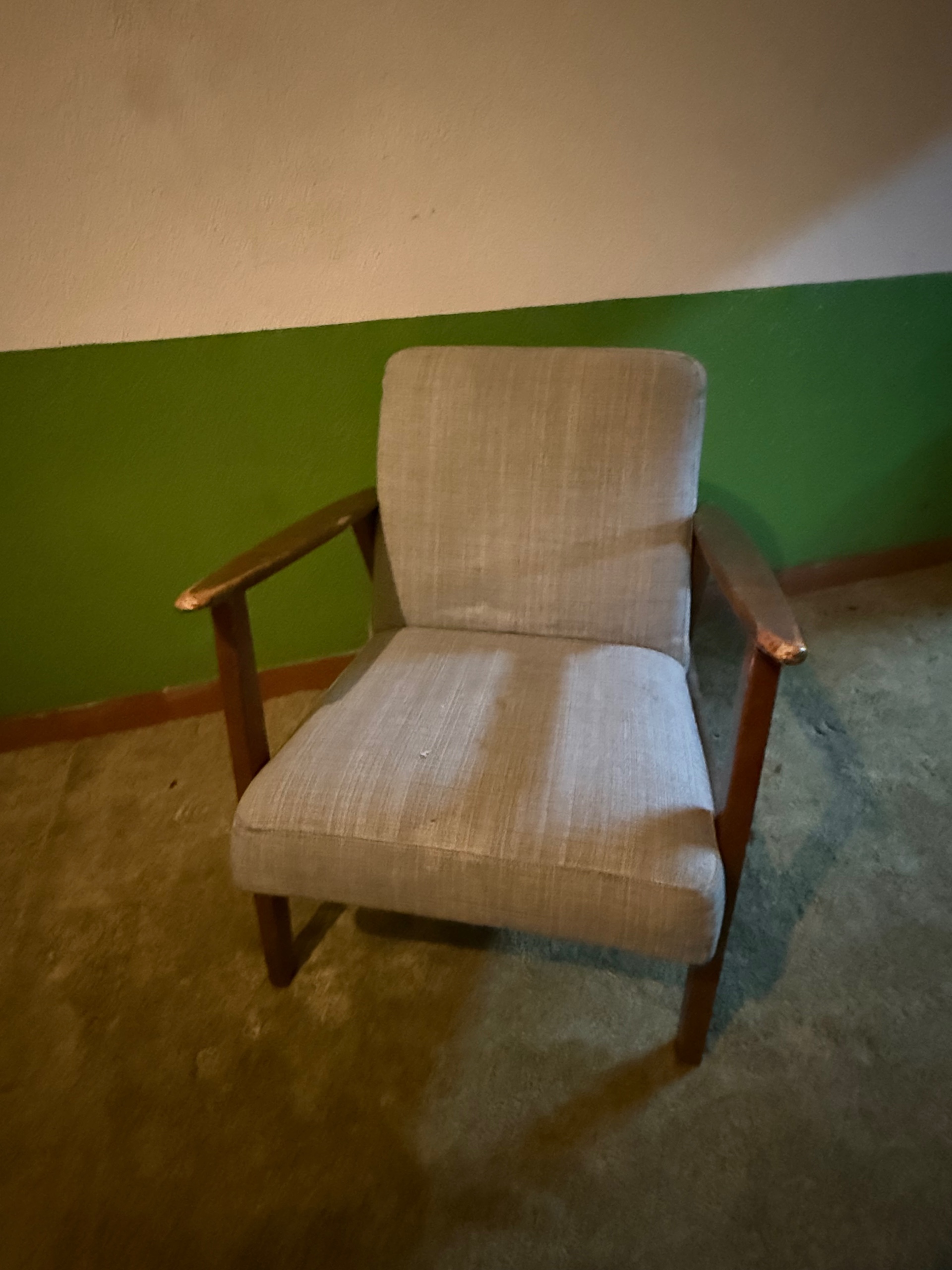 Seller photo