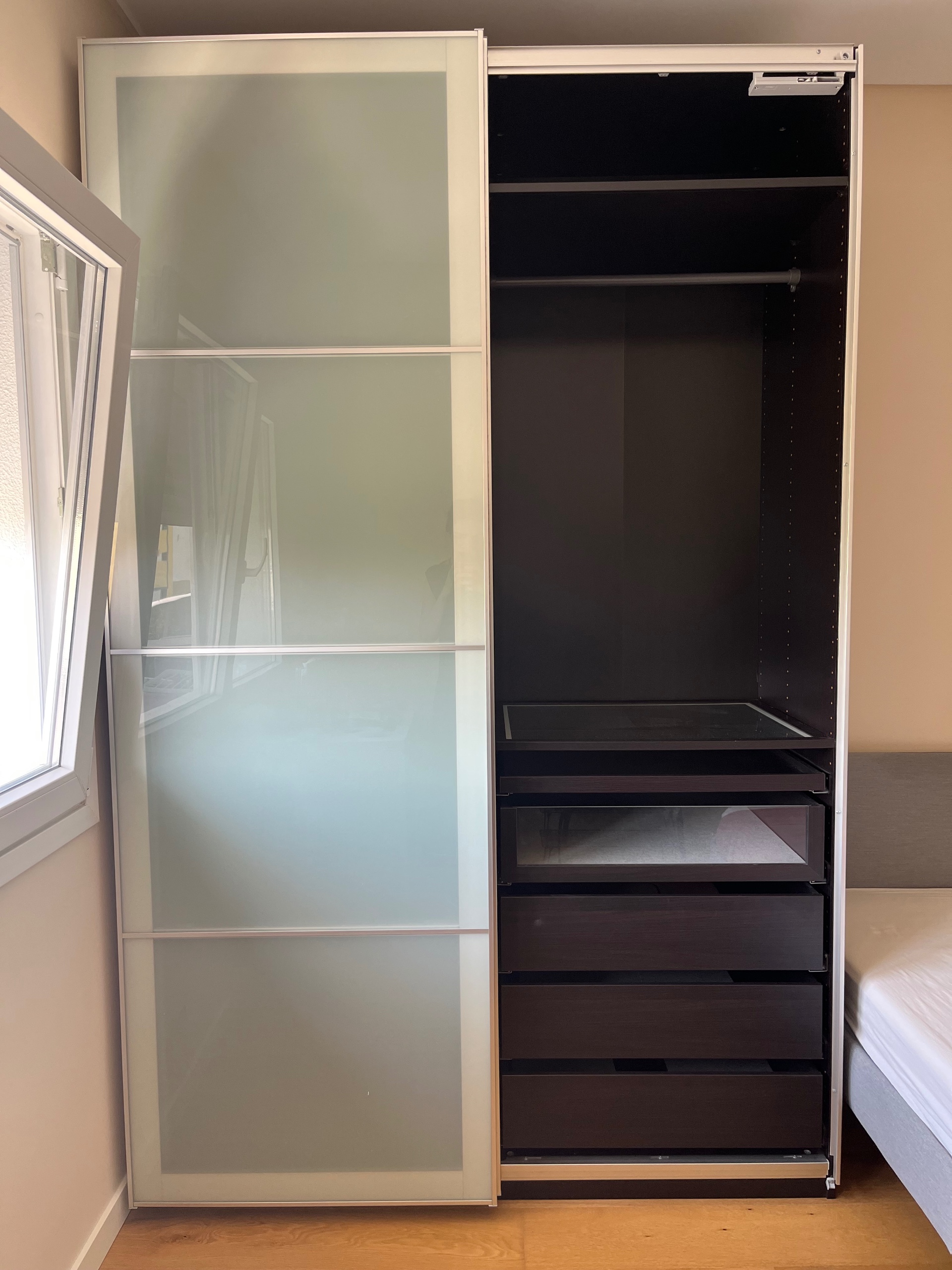 Seller photo