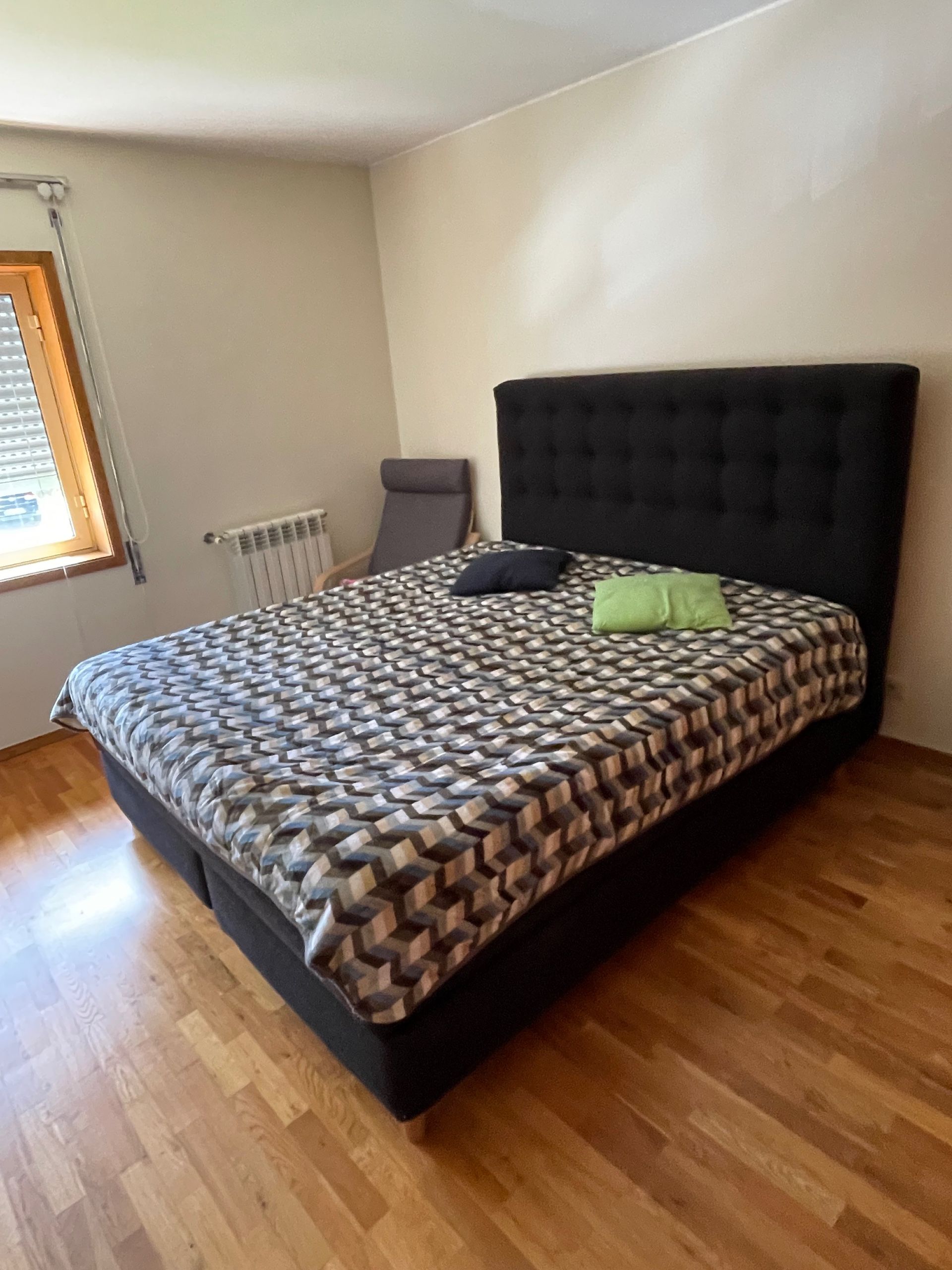 Seller photo