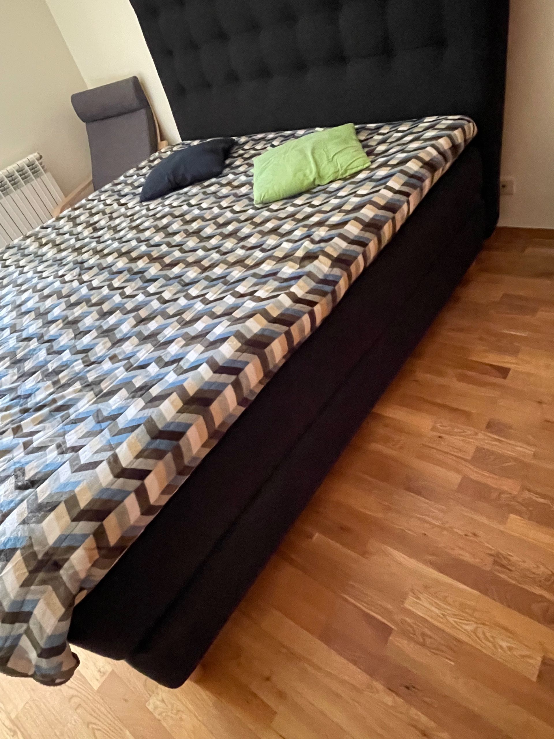 Seller photo