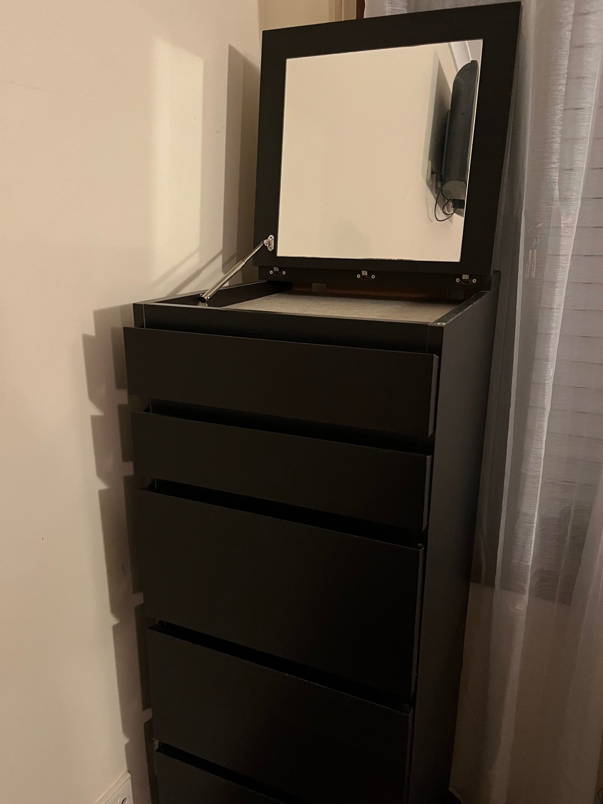 Seller photo
