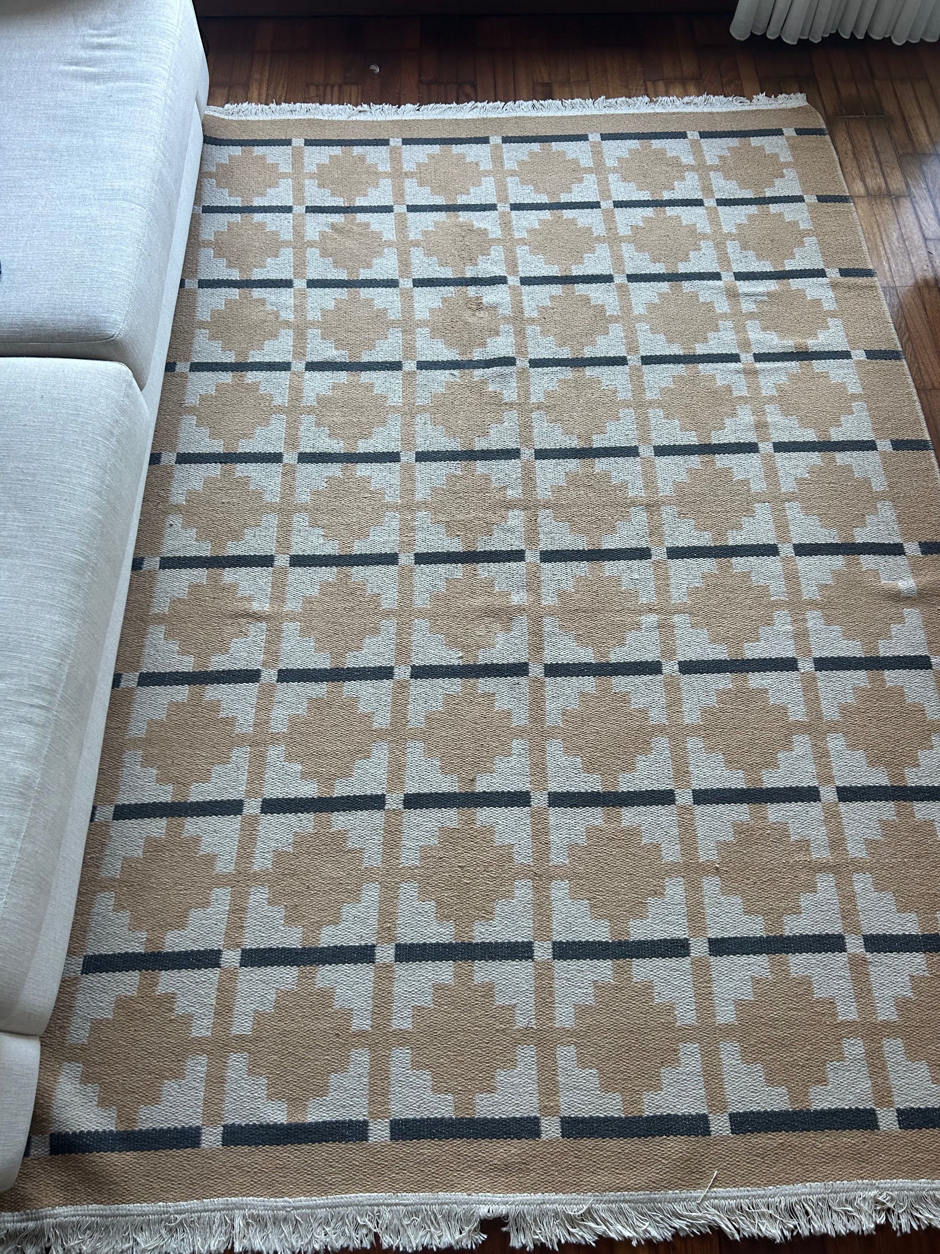 Seller photo